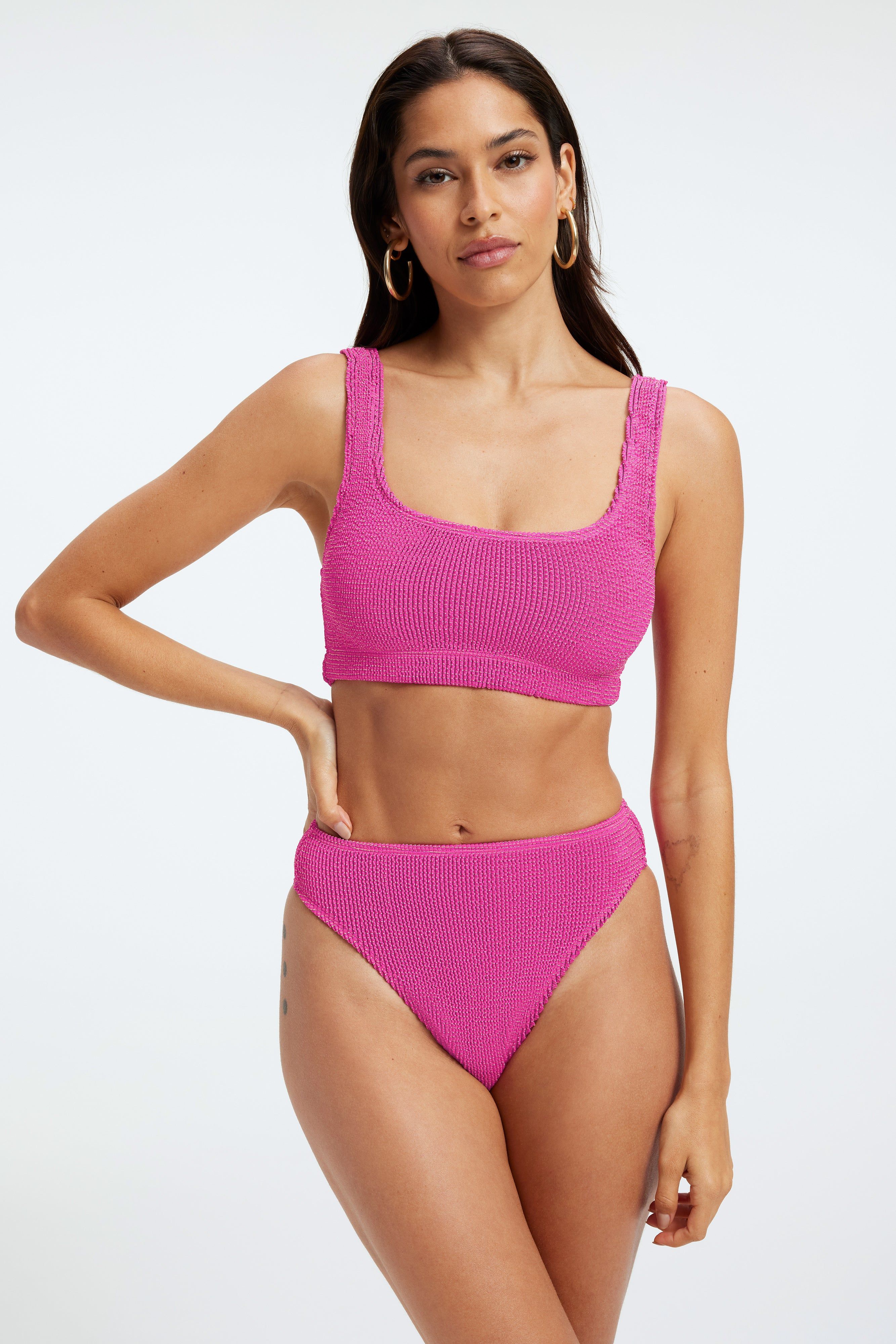 ALWAYS FITS METALLIC SCOOP TOP | FUSCHIA PINK001 sold by Good American