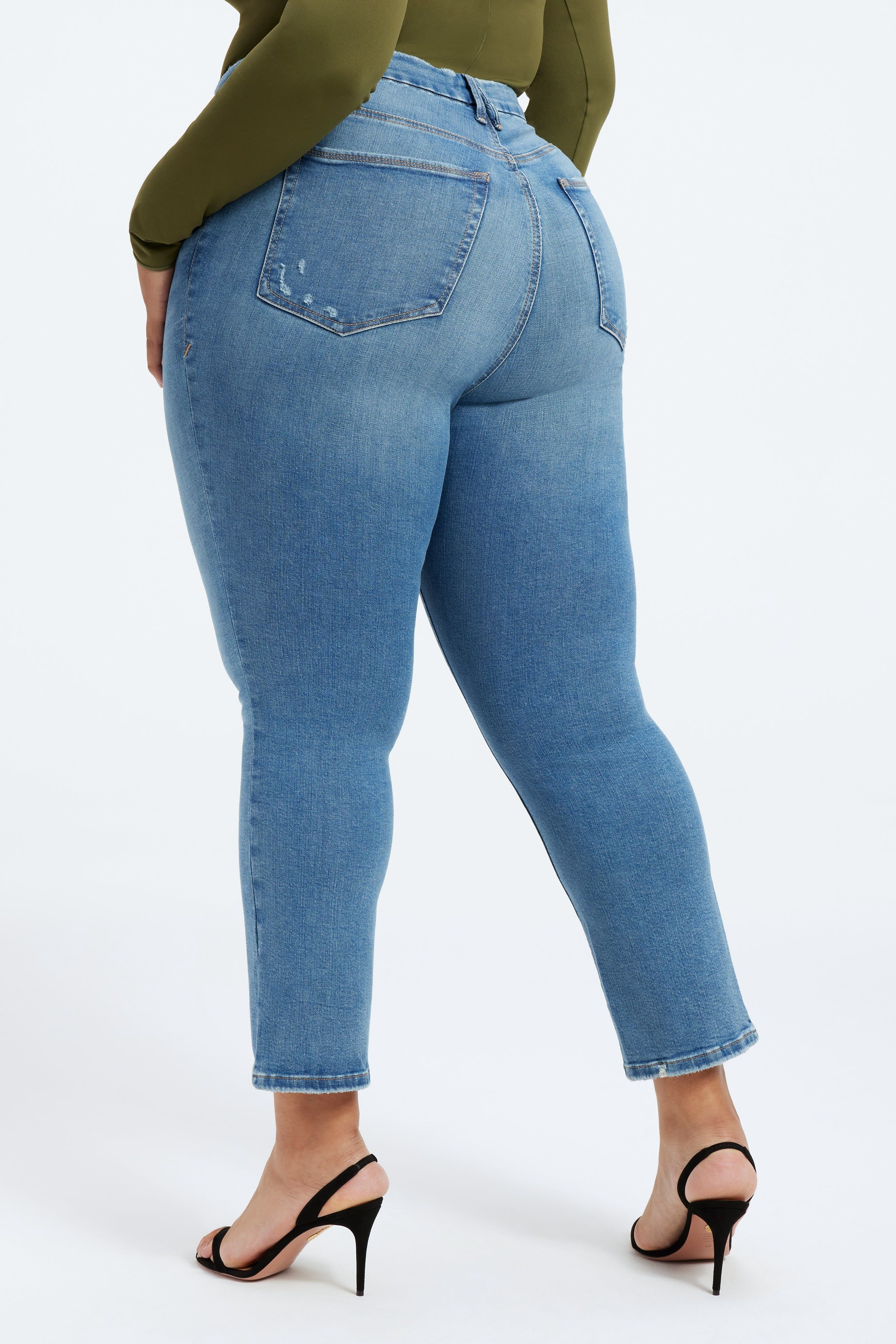 GOOD LEGS CIGARETTE JEANS | INDIGO227 sold by Good American product image thumbnail 10