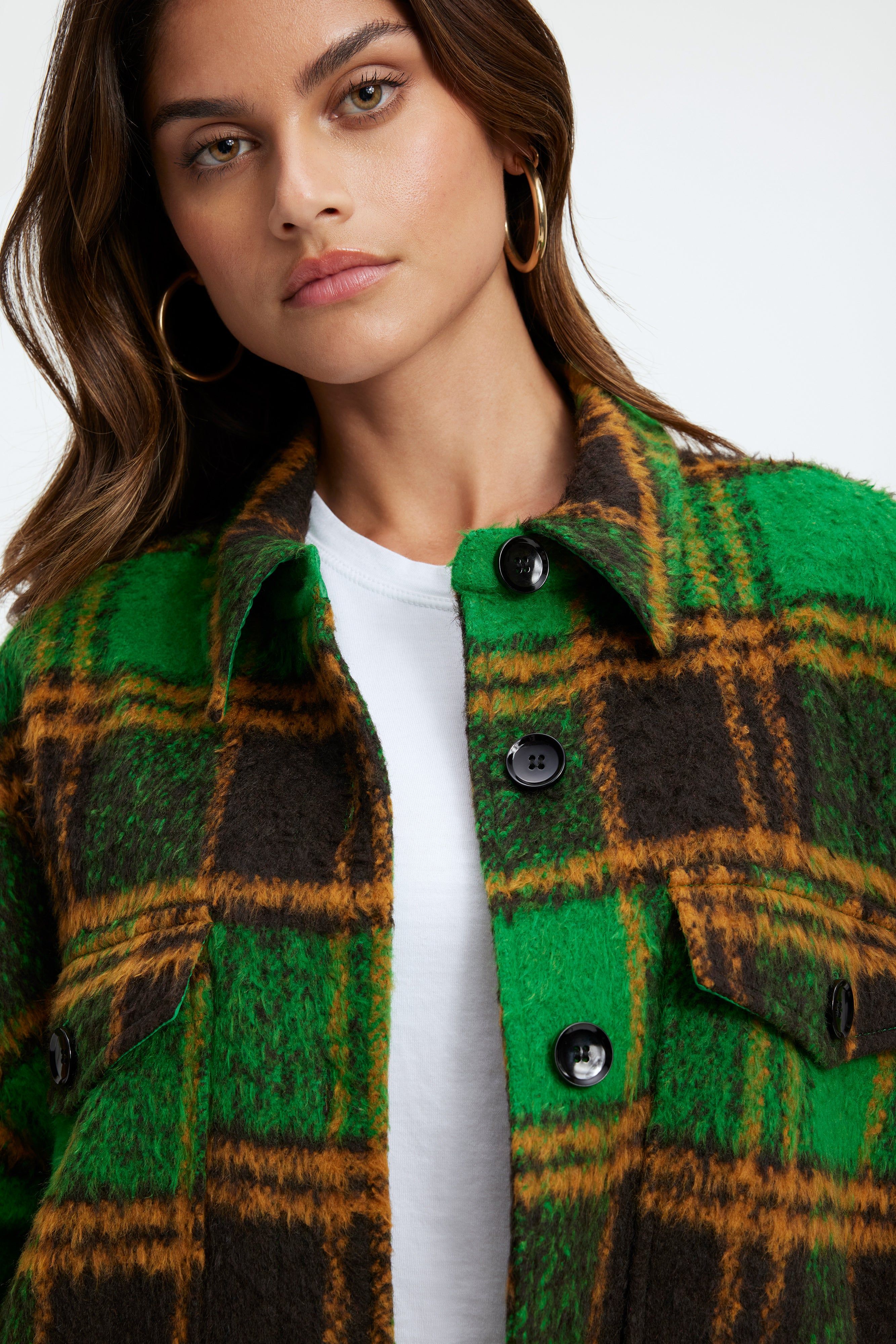 BRUSHED BOYFRIEND SHACKET | SUMMER GREEN & BLACK sold by Good American product image thumbnail 6