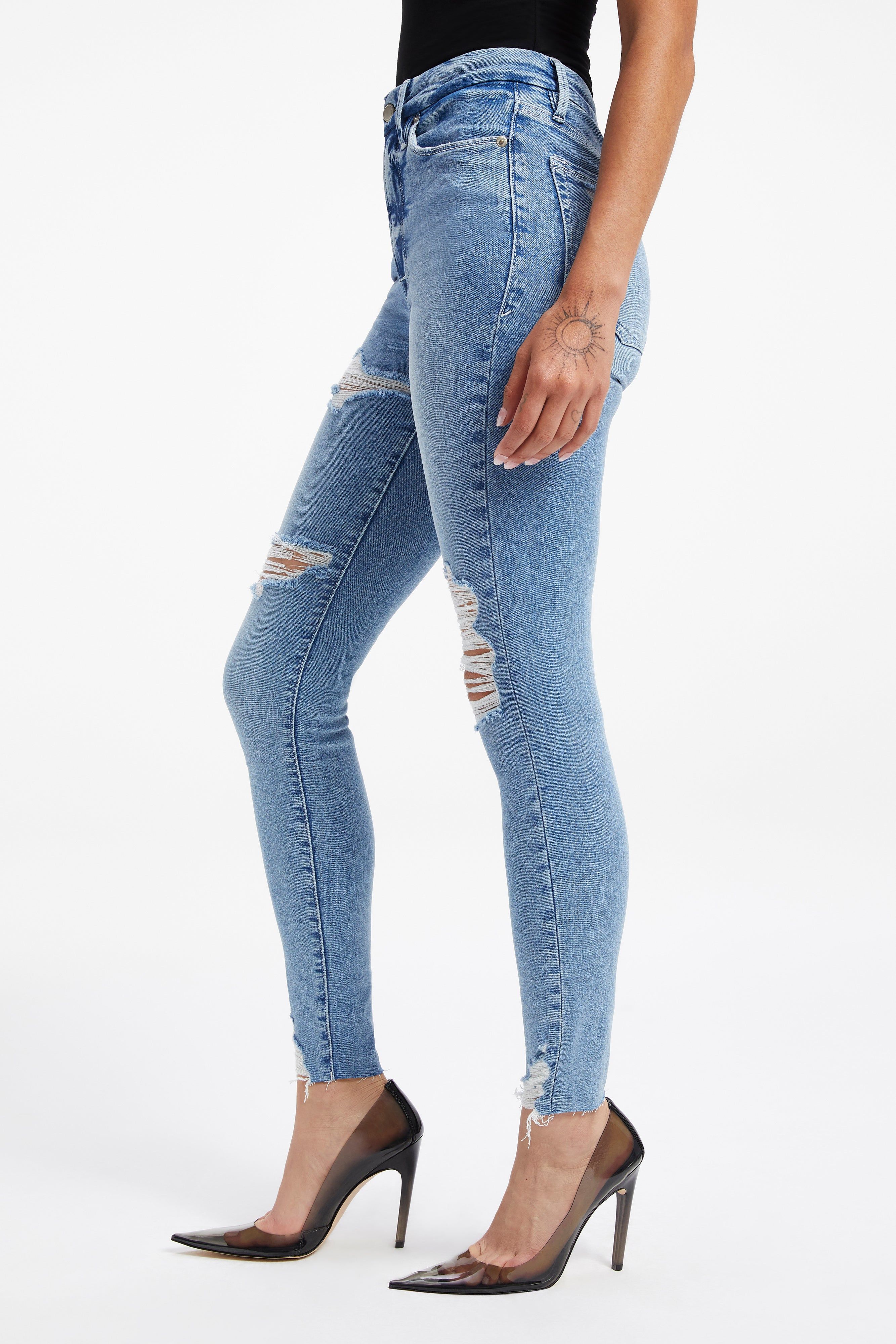 GOOD WAIST JEANS | INDIGO224 sold by Good American product image thumbnail 3