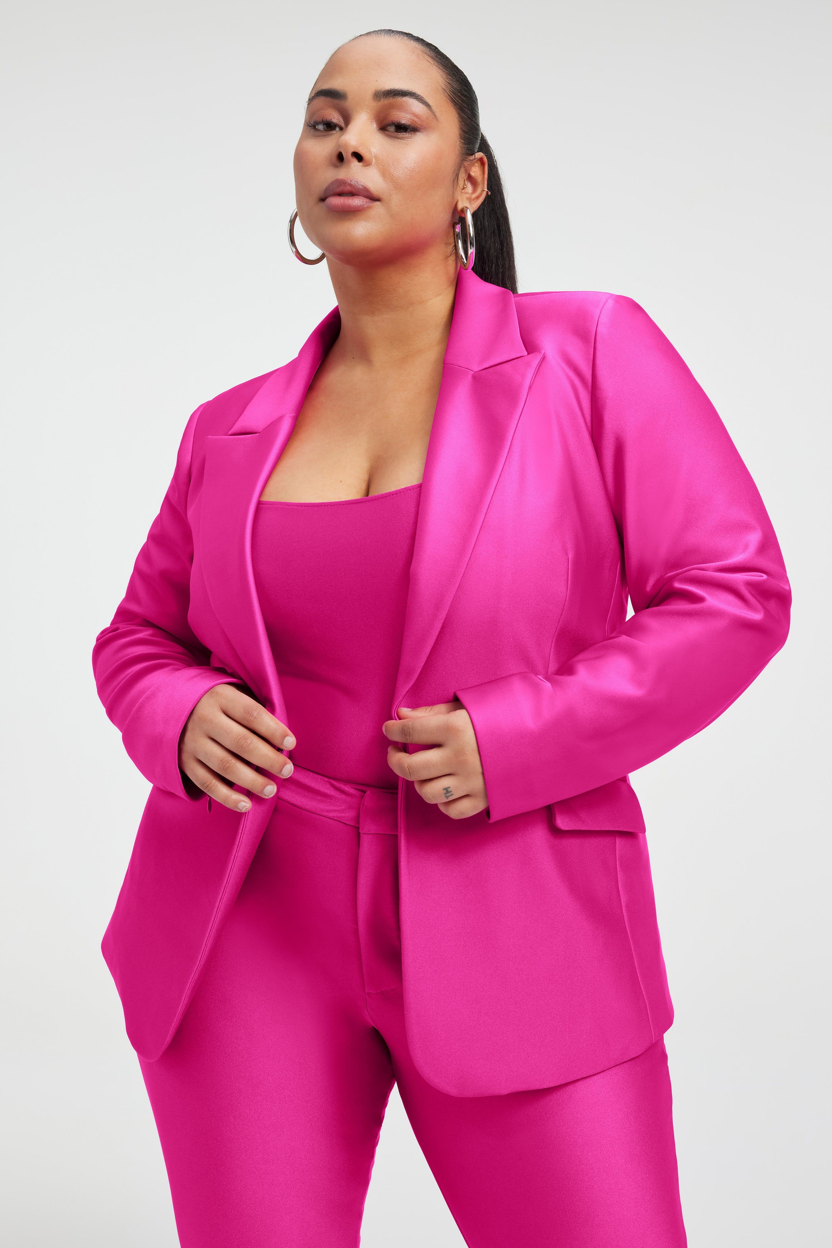 COMPRESSION SHINE SCULPTED BLAZER | FUCHSIA PINK001 sold by Good American