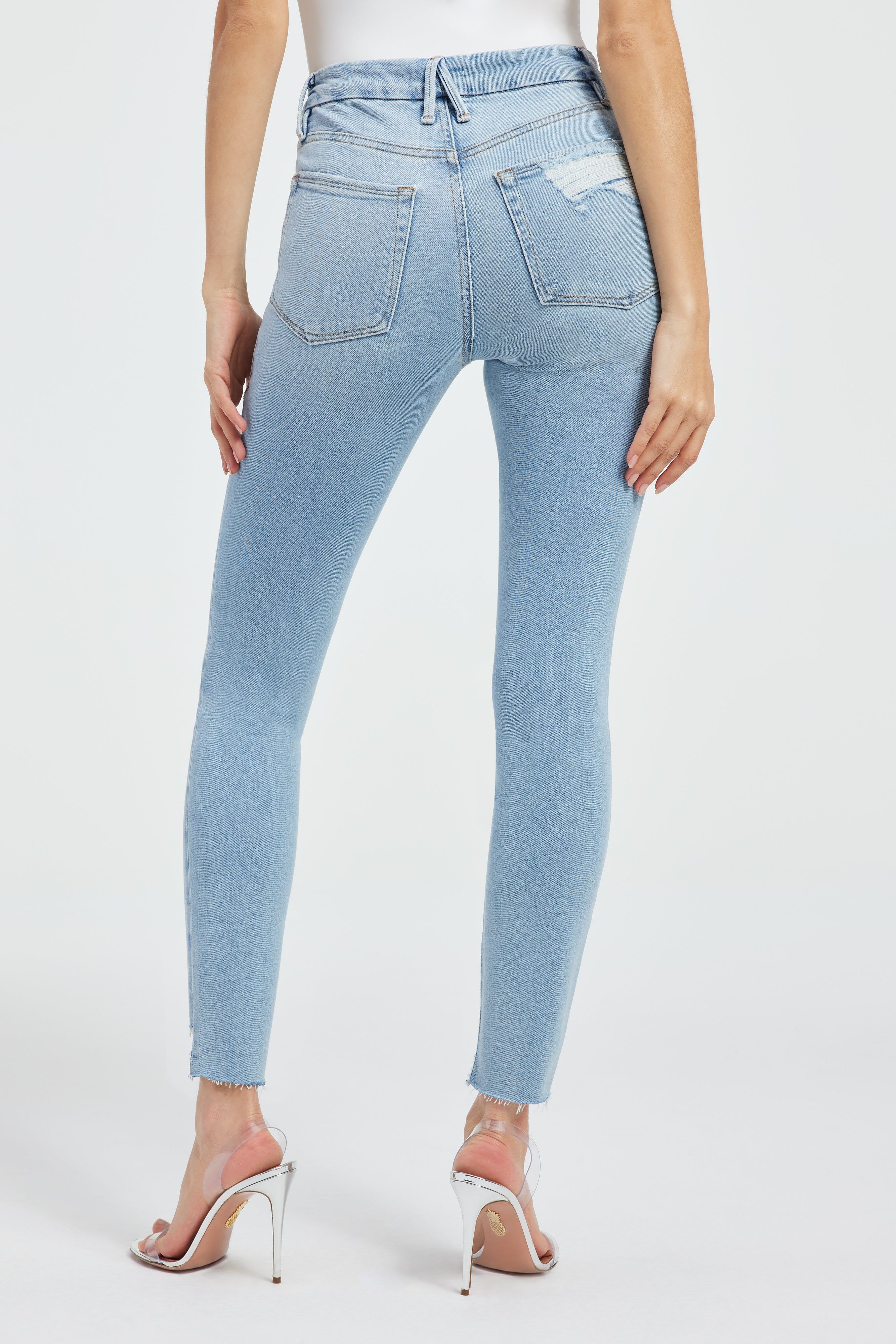 GOOD LEGS SKINNY JEANS | INDIGO390 sold by Good American product image thumbnail 9