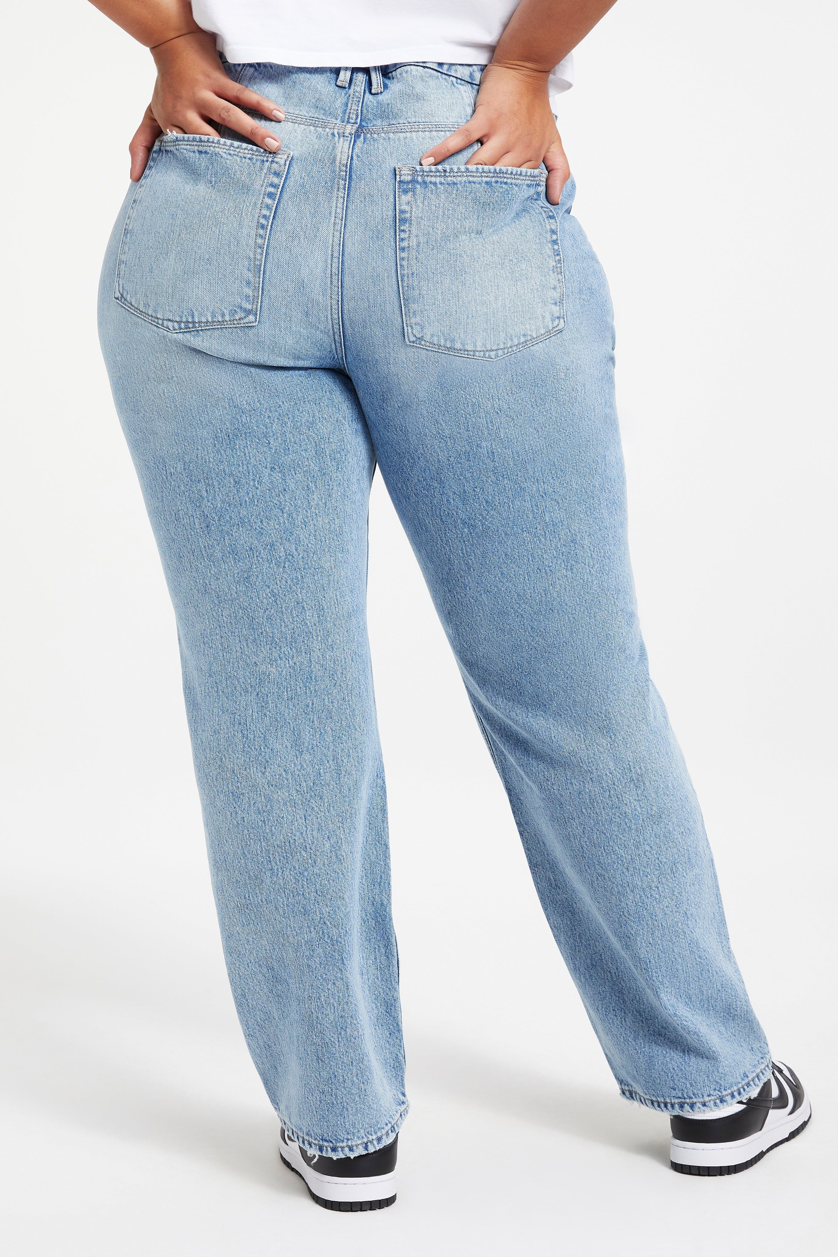 GOOD '90s JEANS | INDIGO058 sold by Good American product image thumbnail 17