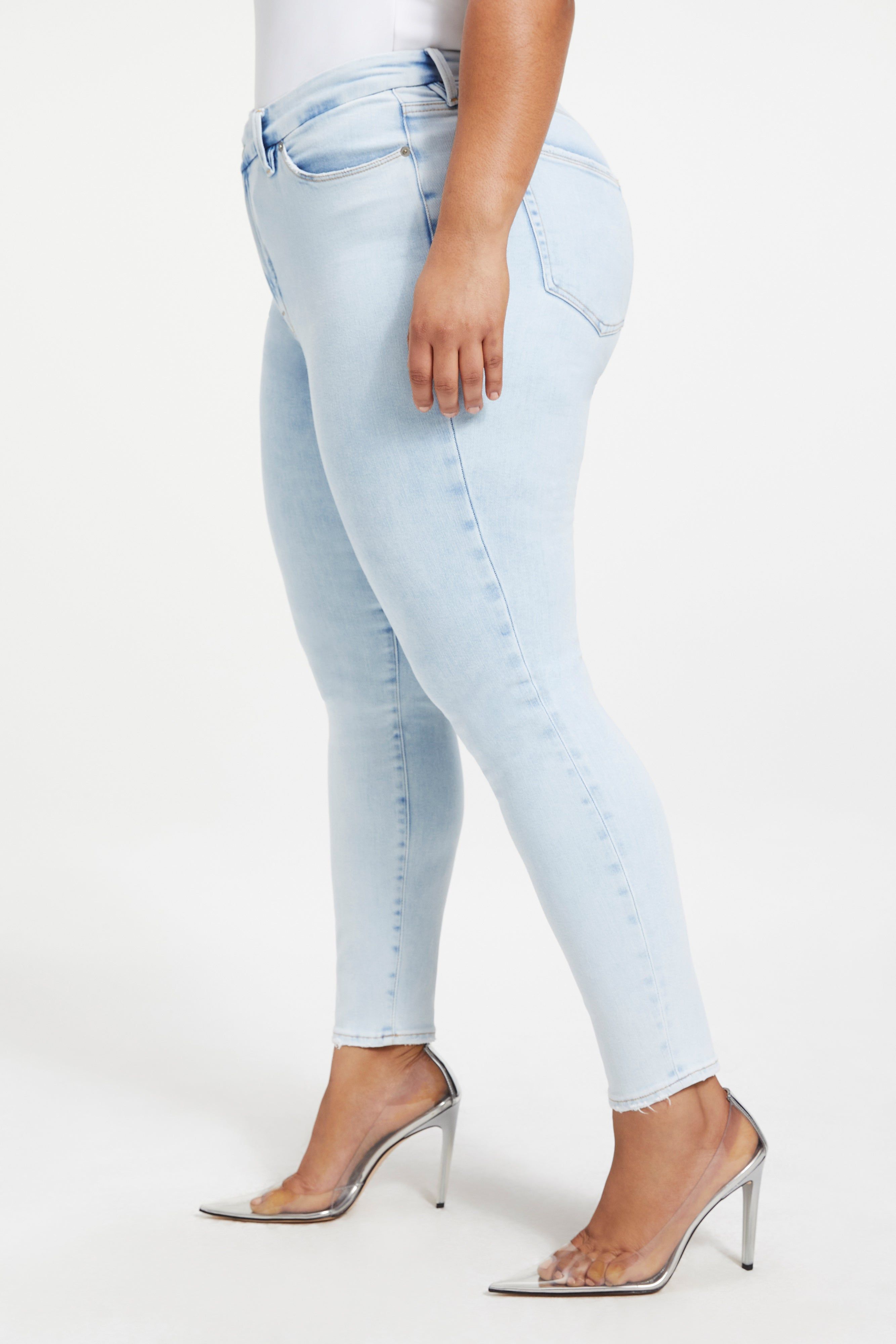 GOOD WAIST JEANS | INDIGO018 sold by Good American product image thumbnail 14