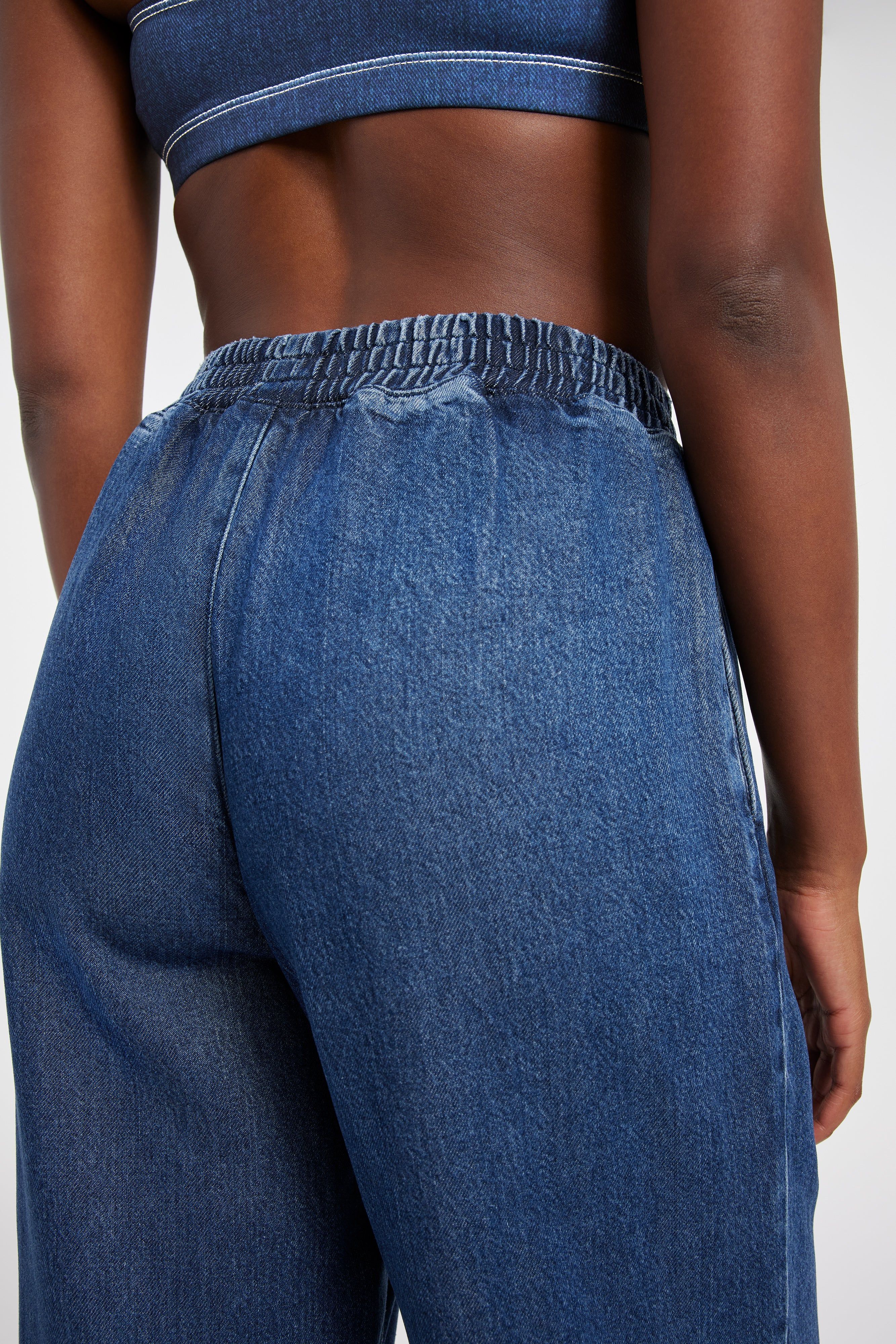 WEIGHTLESS TRACK PANTS | INDIGO395 sold by Good American product image thumbnail 6