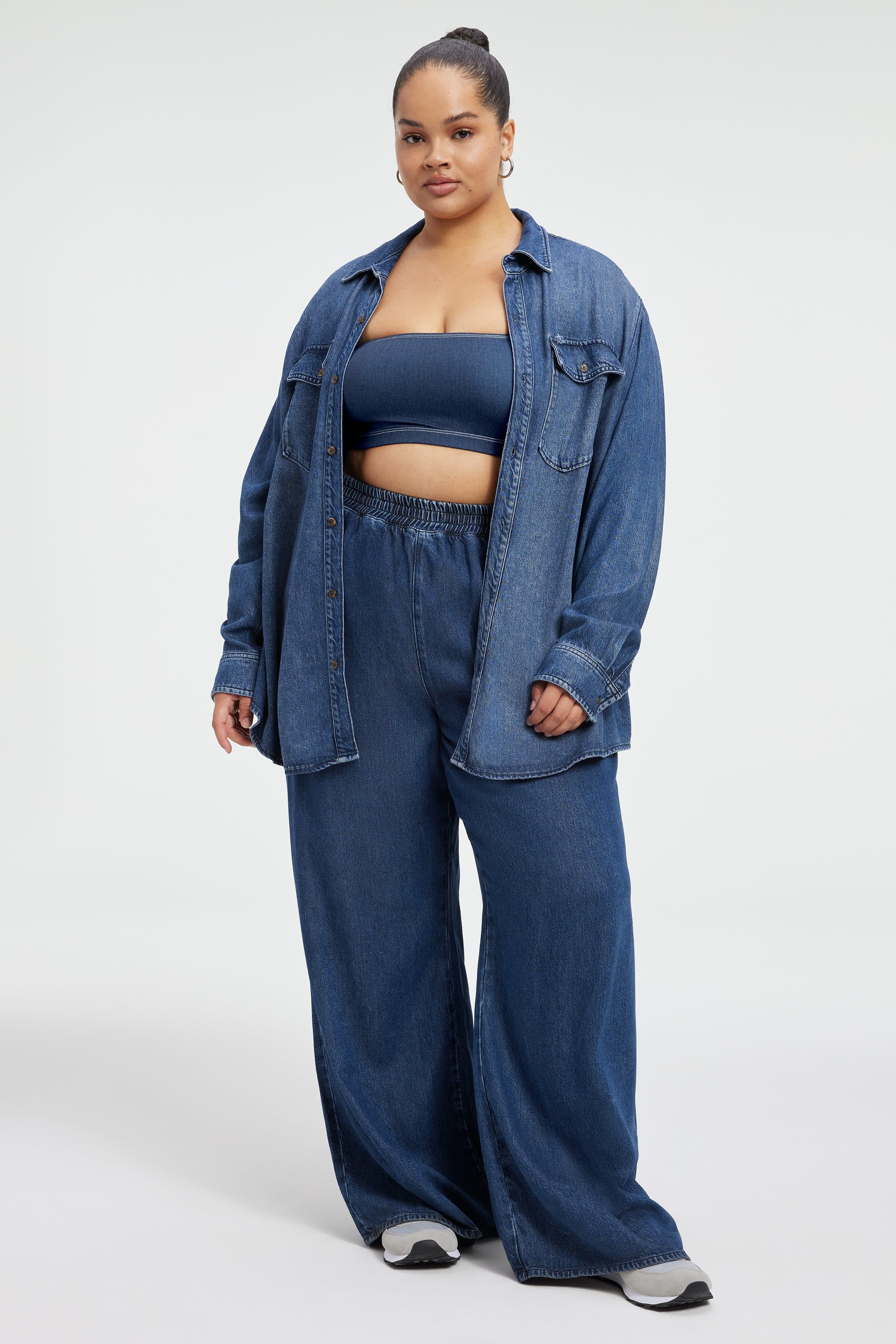 WEIGHTLESS TRACK PANTS | INDIGO395 sold by Good American product image thumbnail 7