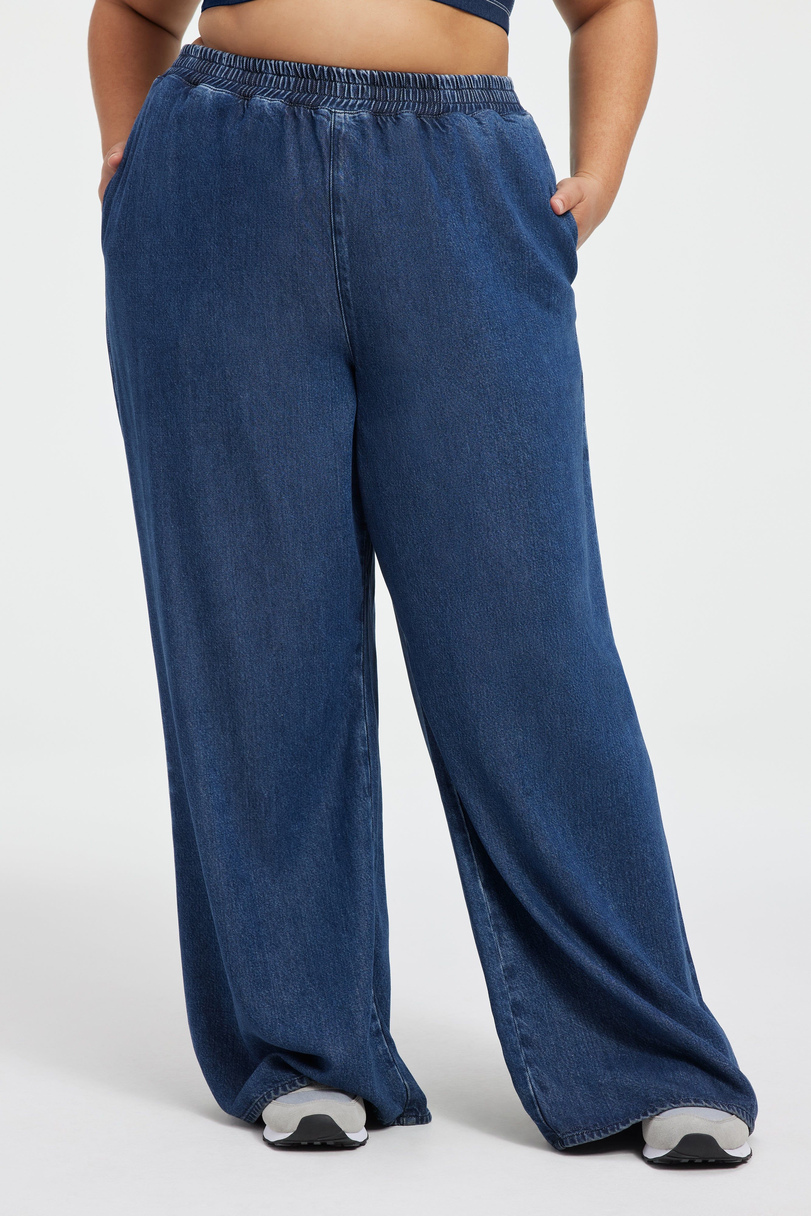 WEIGHTLESS TRACK PANTS | INDIGO395 sold by Good American product image thumbnail 9