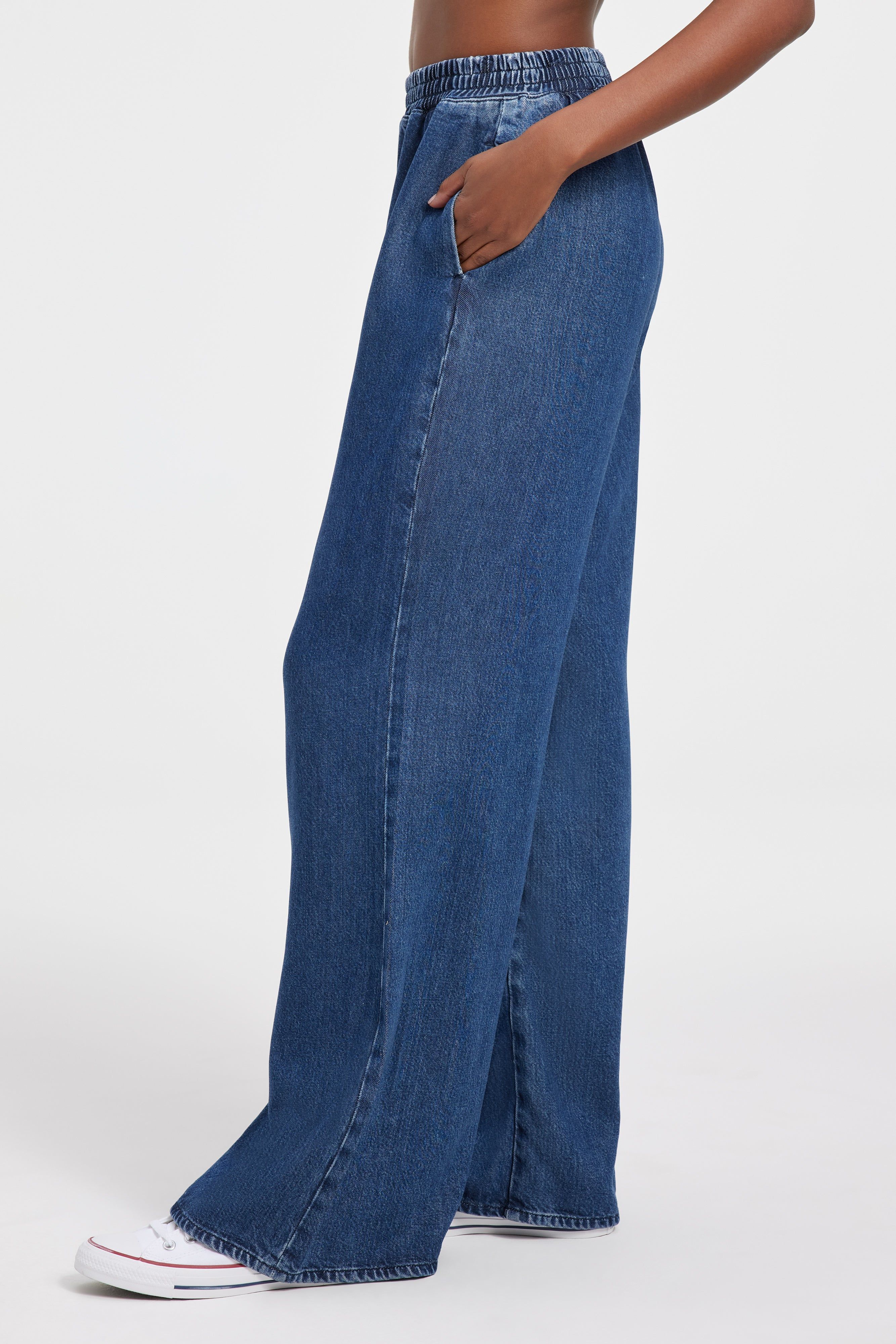 WEIGHTLESS TRACK PANTS | INDIGO395 sold by Good American product image thumbnail 4