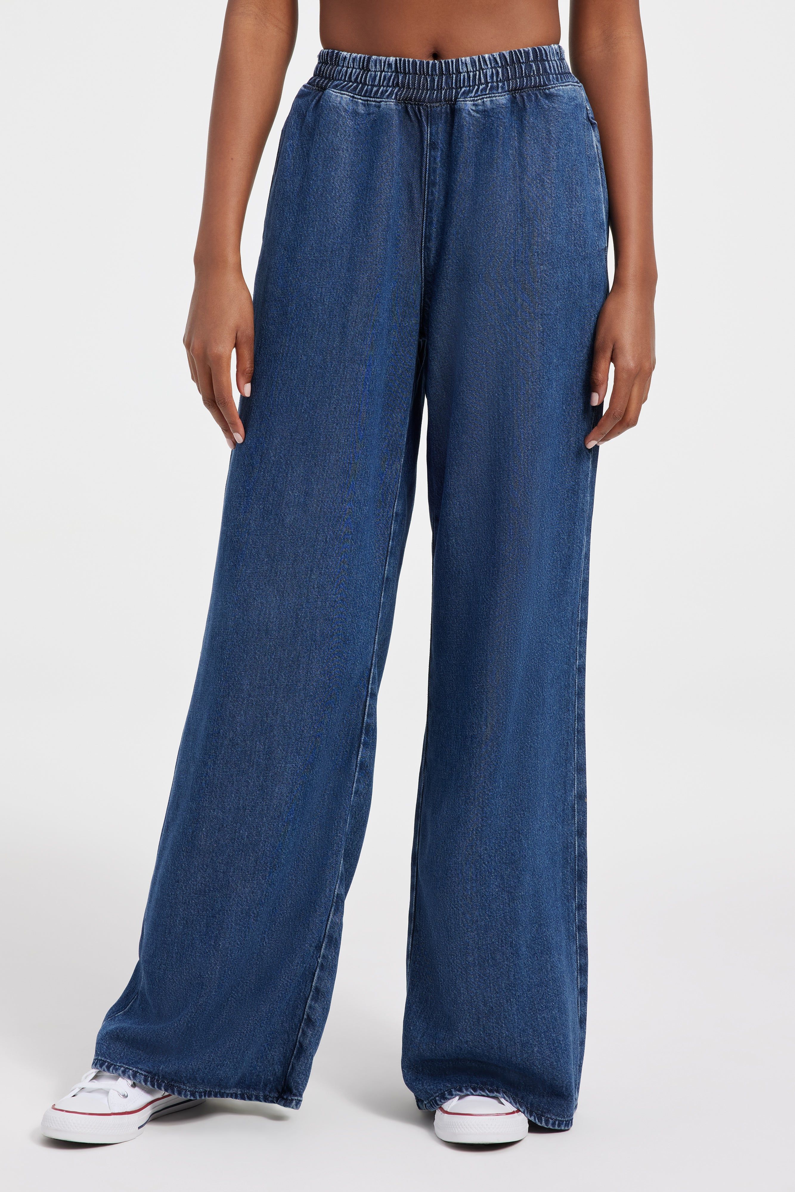 WEIGHTLESS TRACK PANTS | INDIGO395 sold by Good American