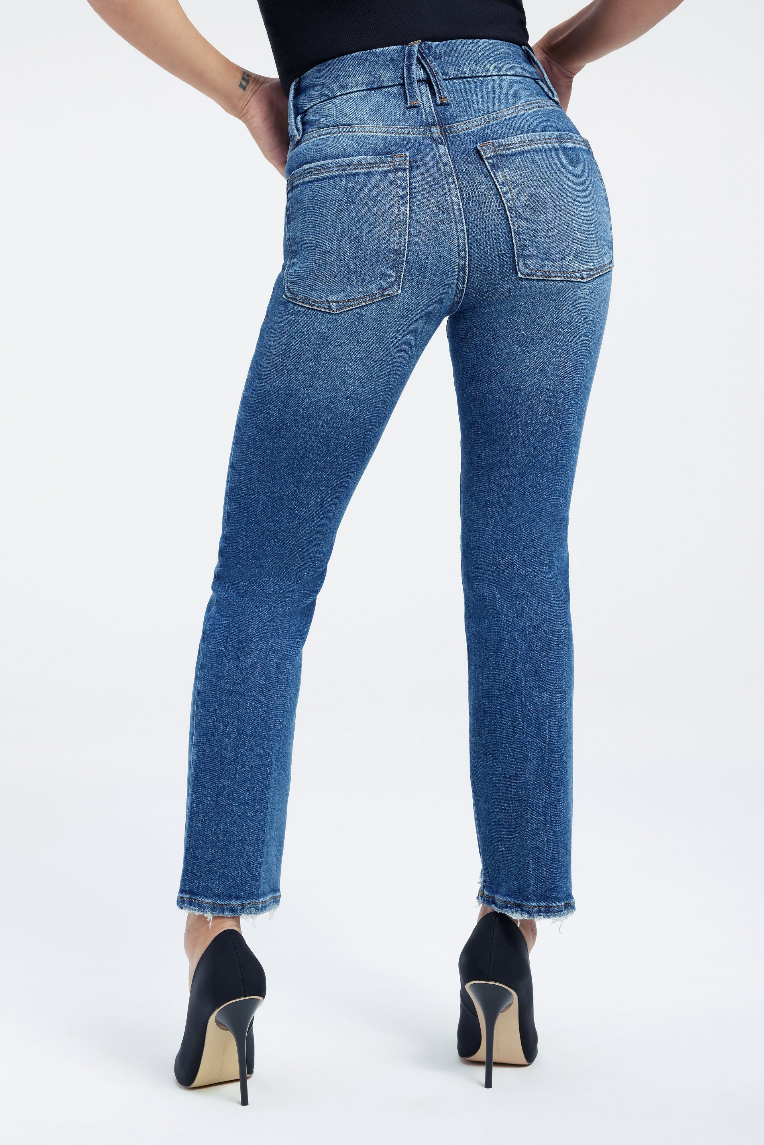 GOOD PETITE STRAIGHT JEANS | INDIGO331 sold by Good American product image thumbnail 6