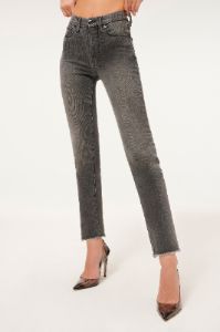 GOOD CLASSIC JEANS | BLACK170 sold by Good American