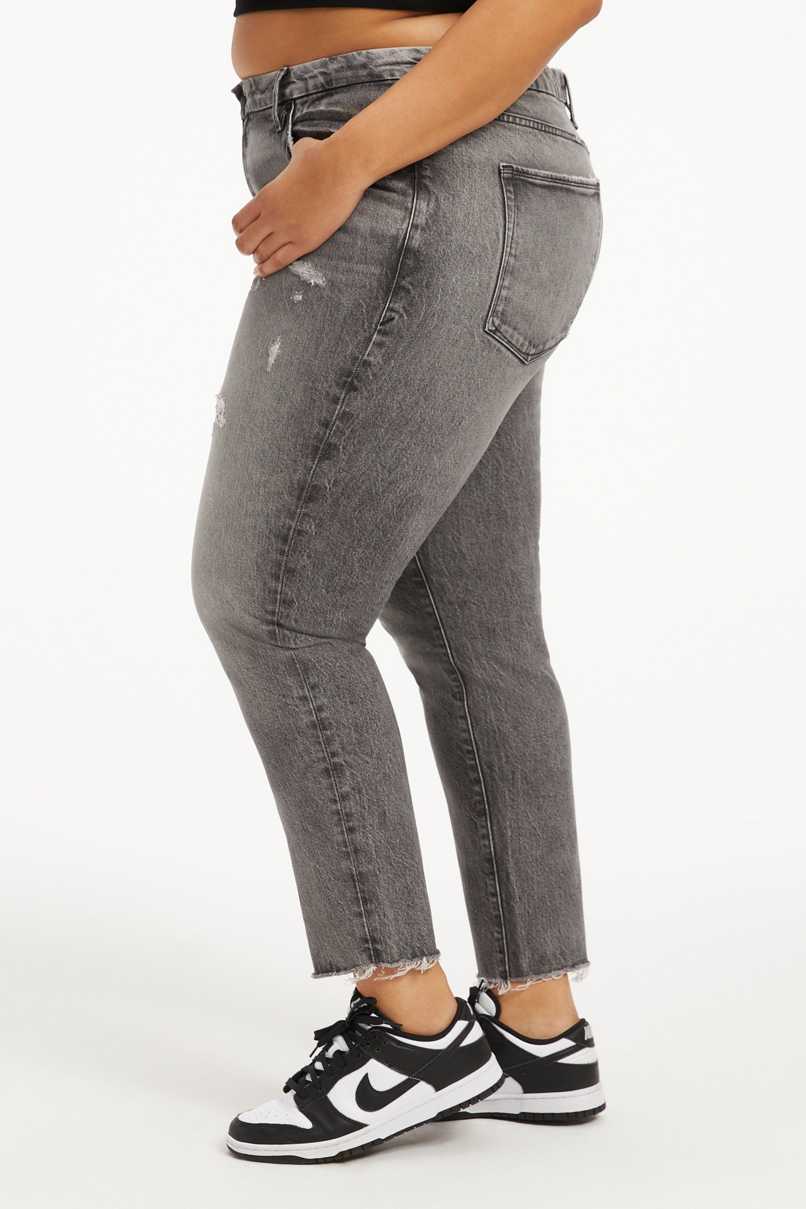 THE WEEKENDER JEANS | BLACK313 sold by Good American product image thumbnail 8