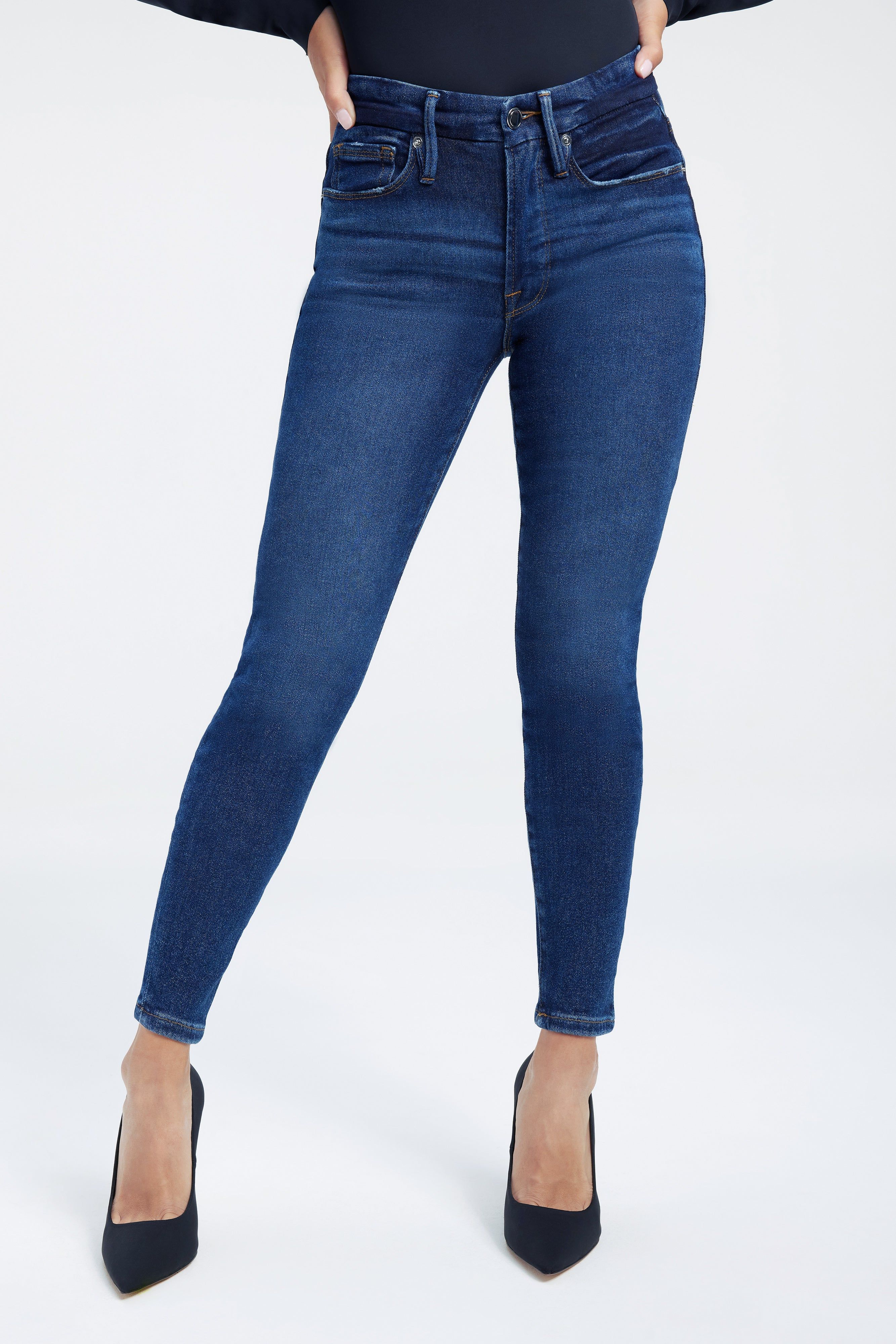 GOOD PETITE SKINNY JEANS | BLUE866 sold by Good American product image thumbnail 2