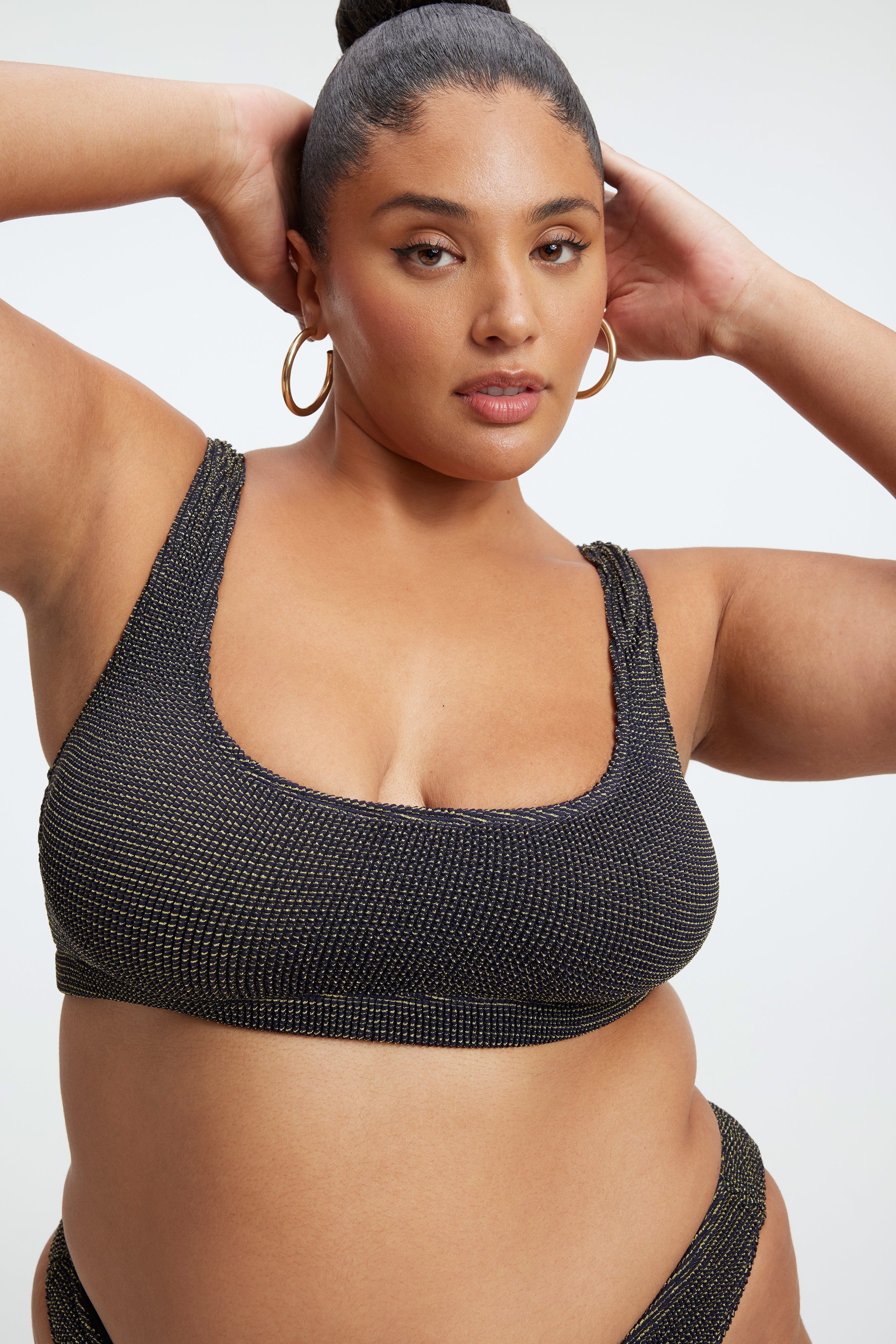 ALWAYS FITS METALLIC SCOOP TOP | BLACK001 sold by Good American product image thumbnail 6