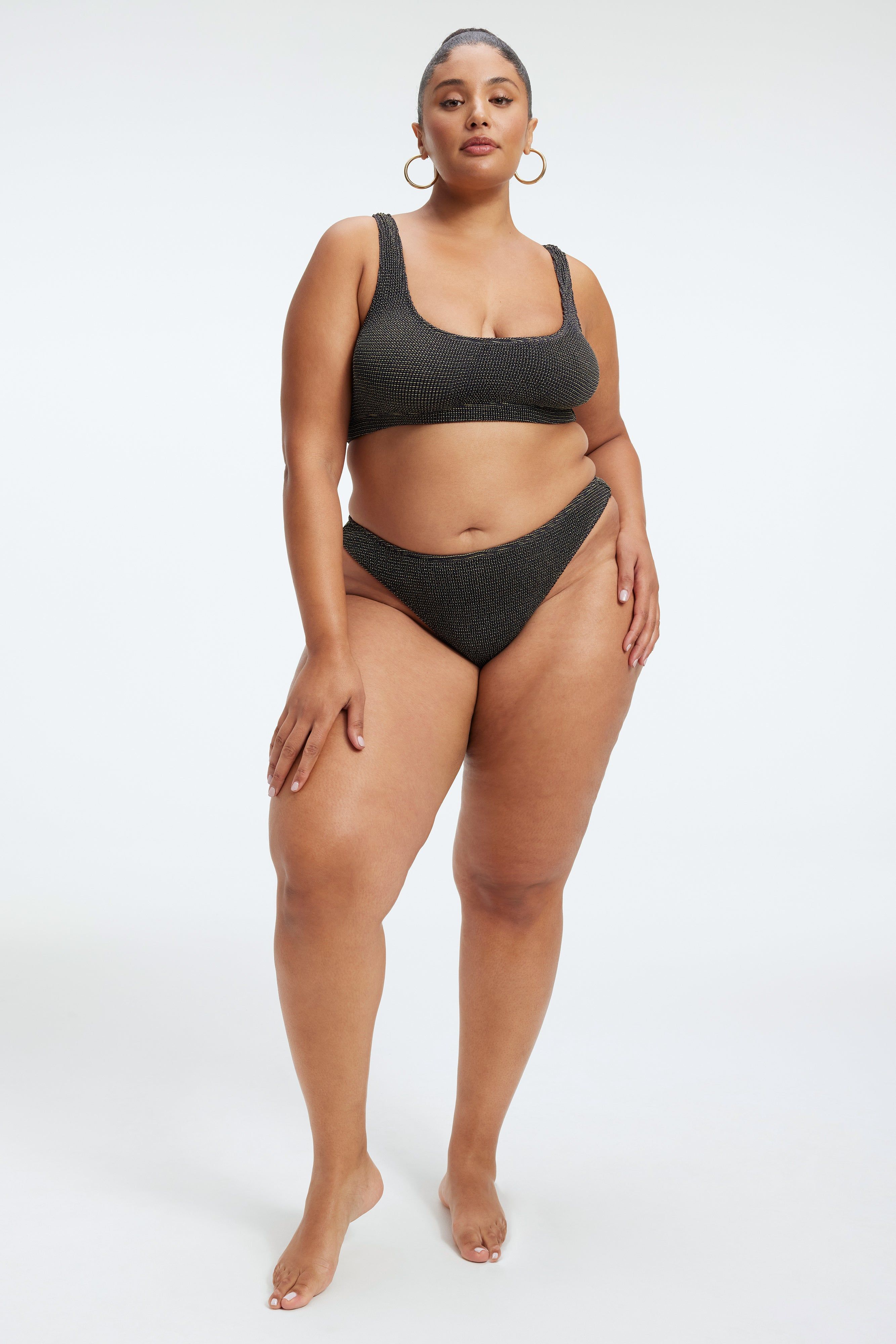 ALWAYS FITS METALLIC SCOOP TOP | BLACK001 sold by Good American product image thumbnail 3