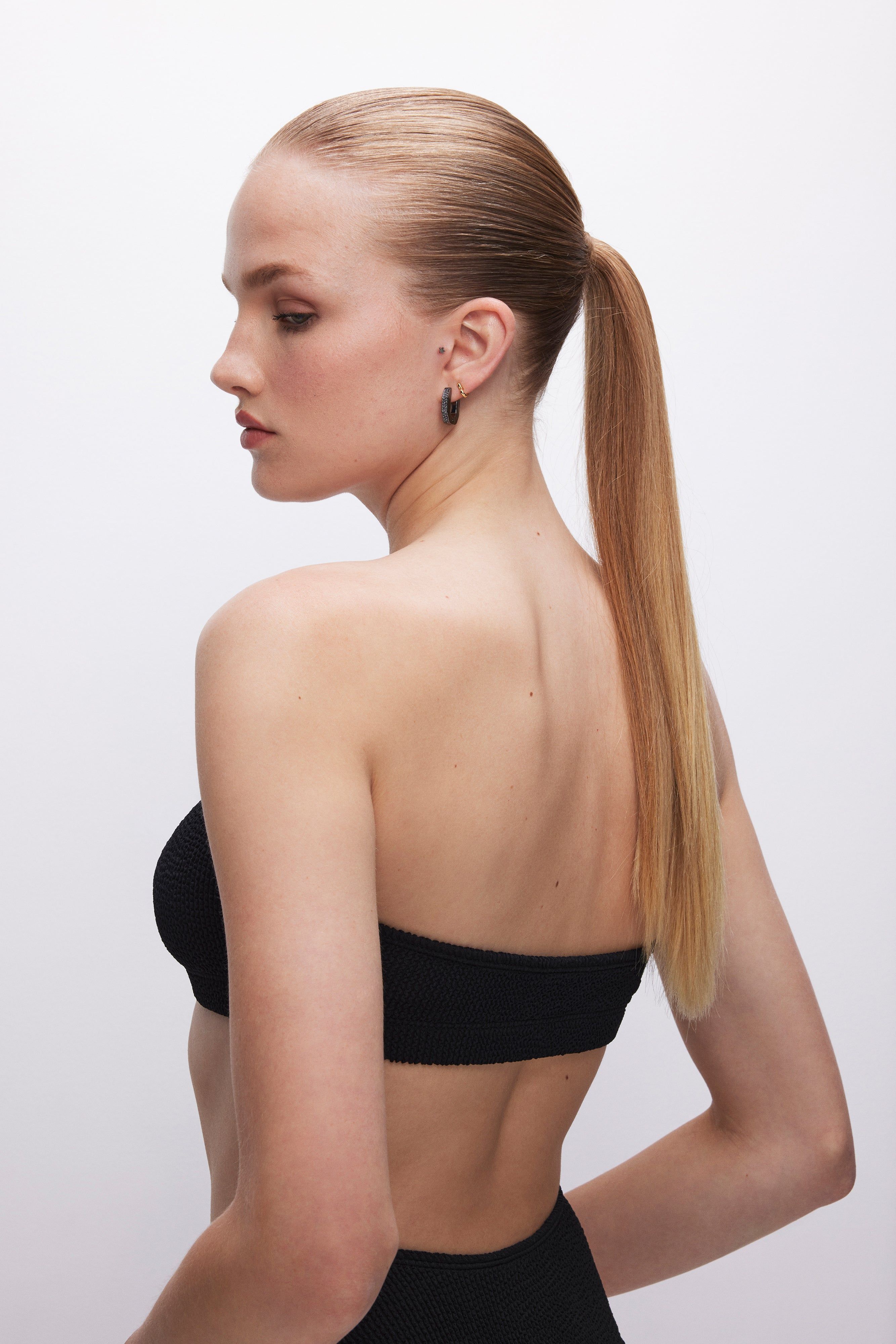 ALWAYS FITS SWIM BANDEAU | BLACK001 sold by Good American product image thumbnail 4