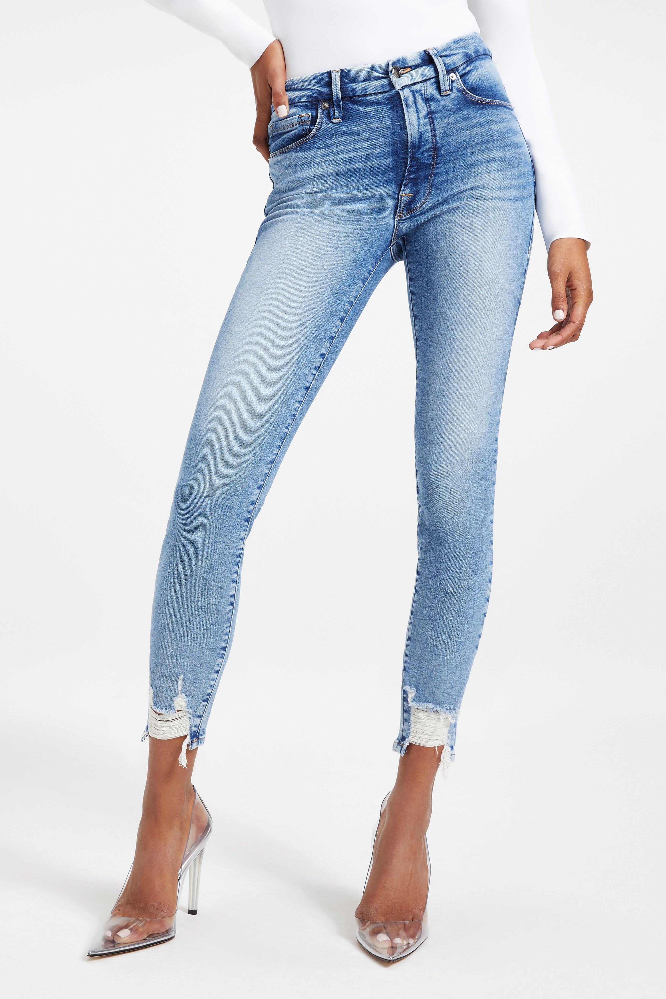 GOOD LEGS CROPPED JEANS | INDIGO010 sold by Good American product image thumbnail 4