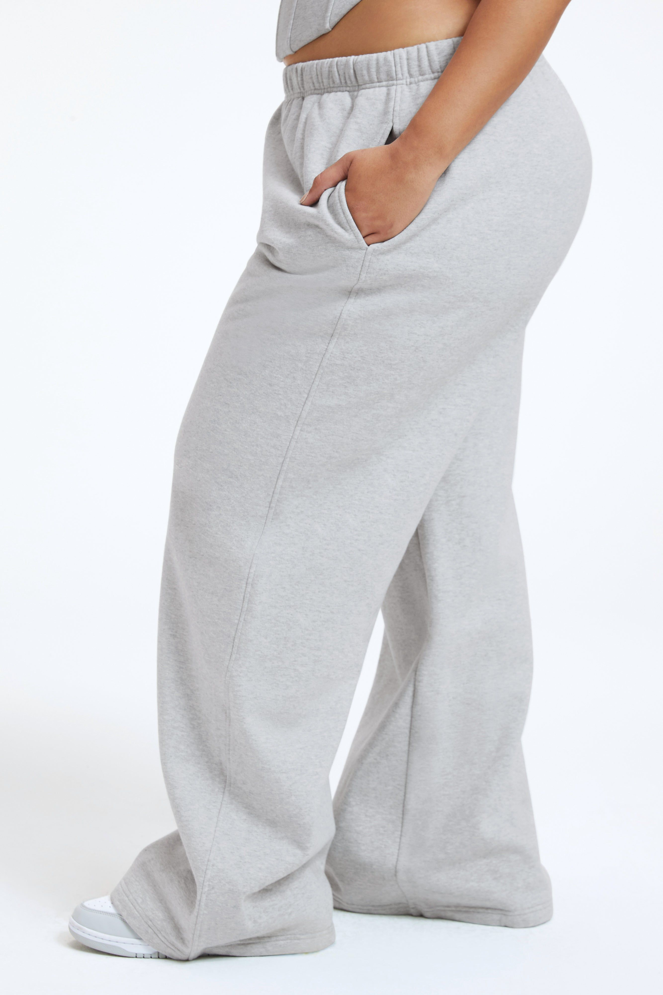 SUEDED FLEECE WIDE LEG SWEATPANT | HEATHER GREY001 sold by Good American product image thumbnail 2