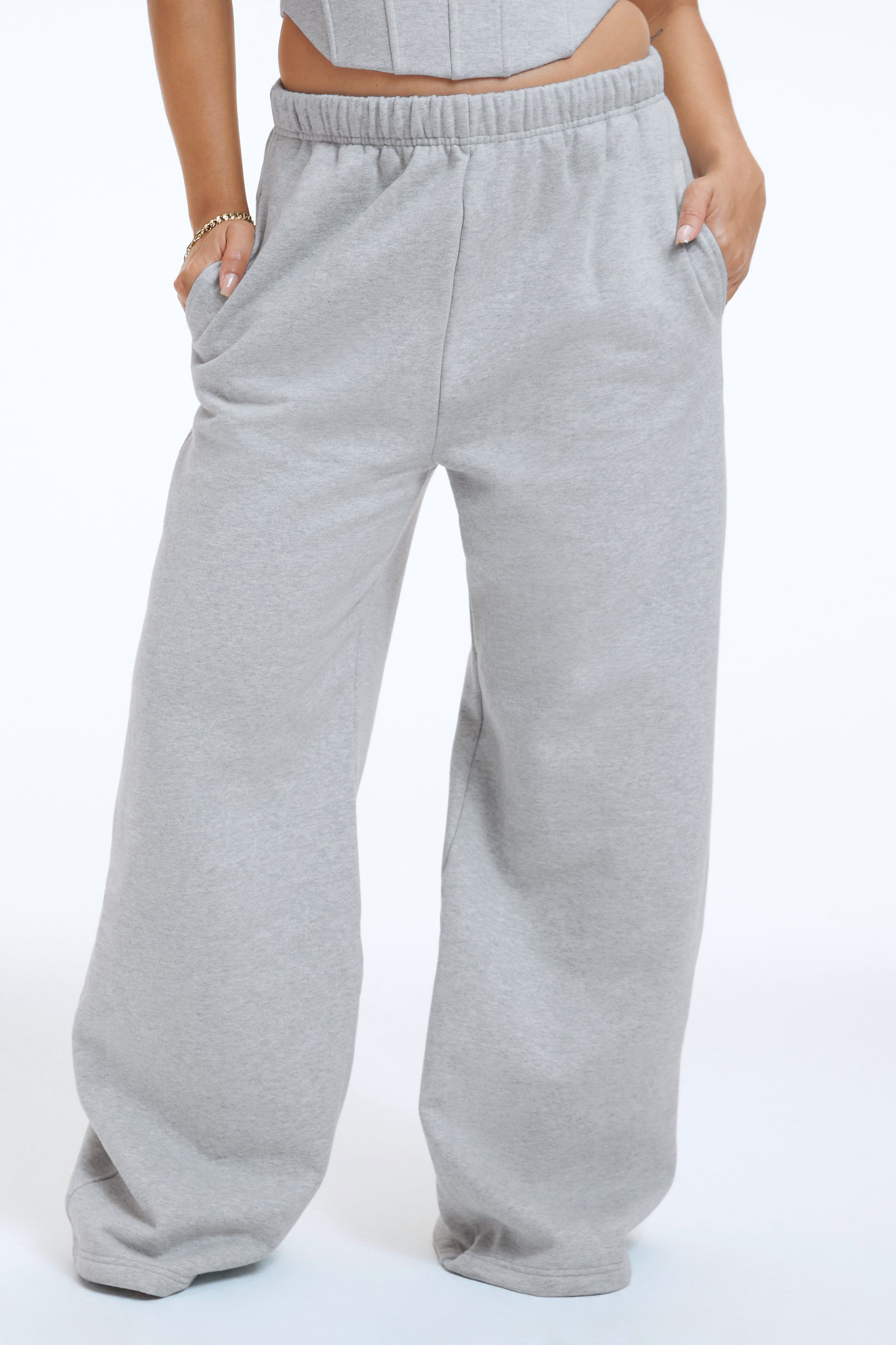 SUEDED FLEECE WIDE LEG SWEATPANT | HEATHER GREY001 sold by Good American product image thumbnail 10