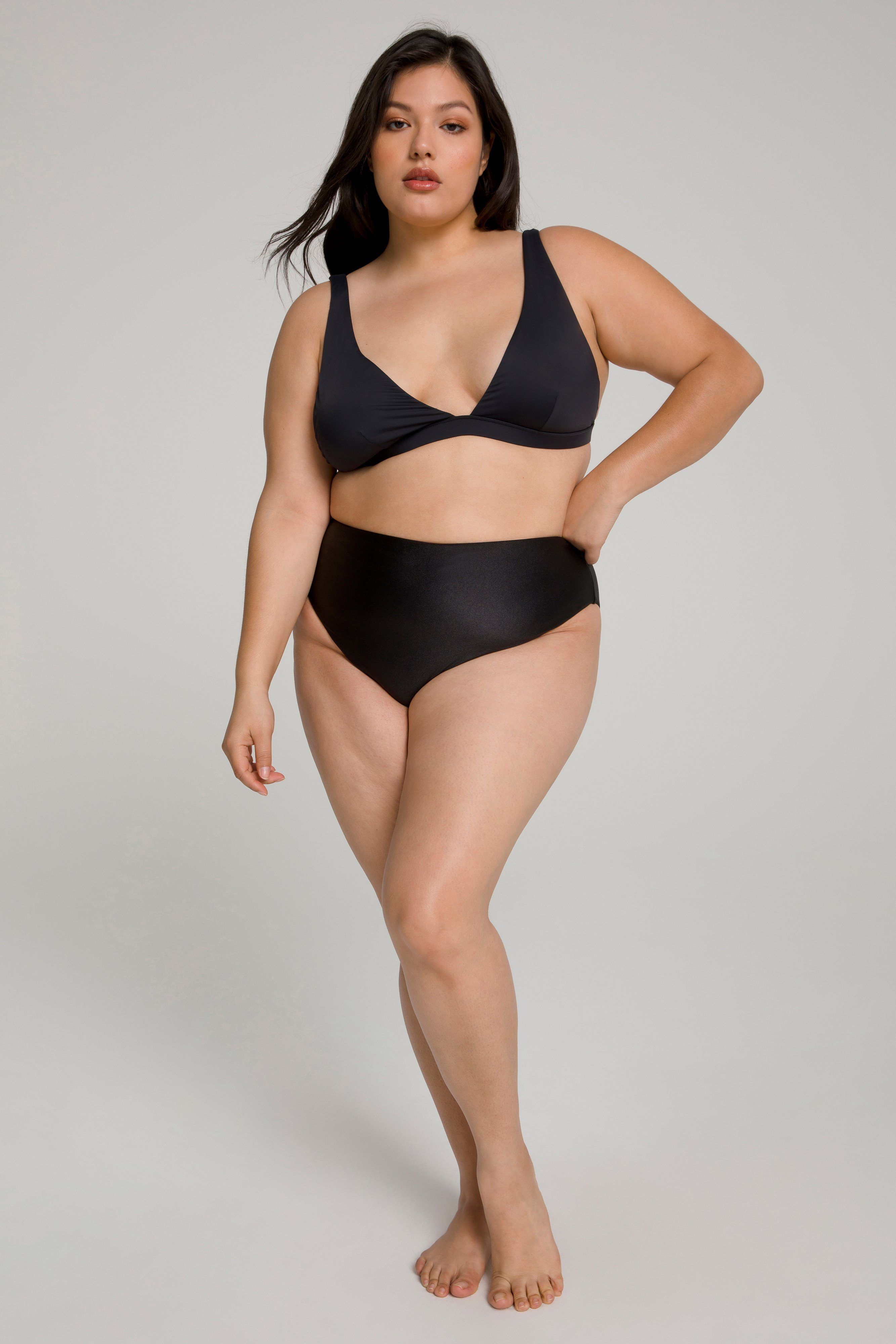 HIGH SHINE GOOD WAIST BOTTOM | BLACK001 sold by Good American product image thumbnail 13