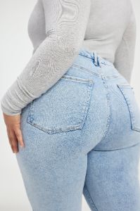 GOOD LEGS STRAIGHT JEANS | INDIGO401 sold by Good American
