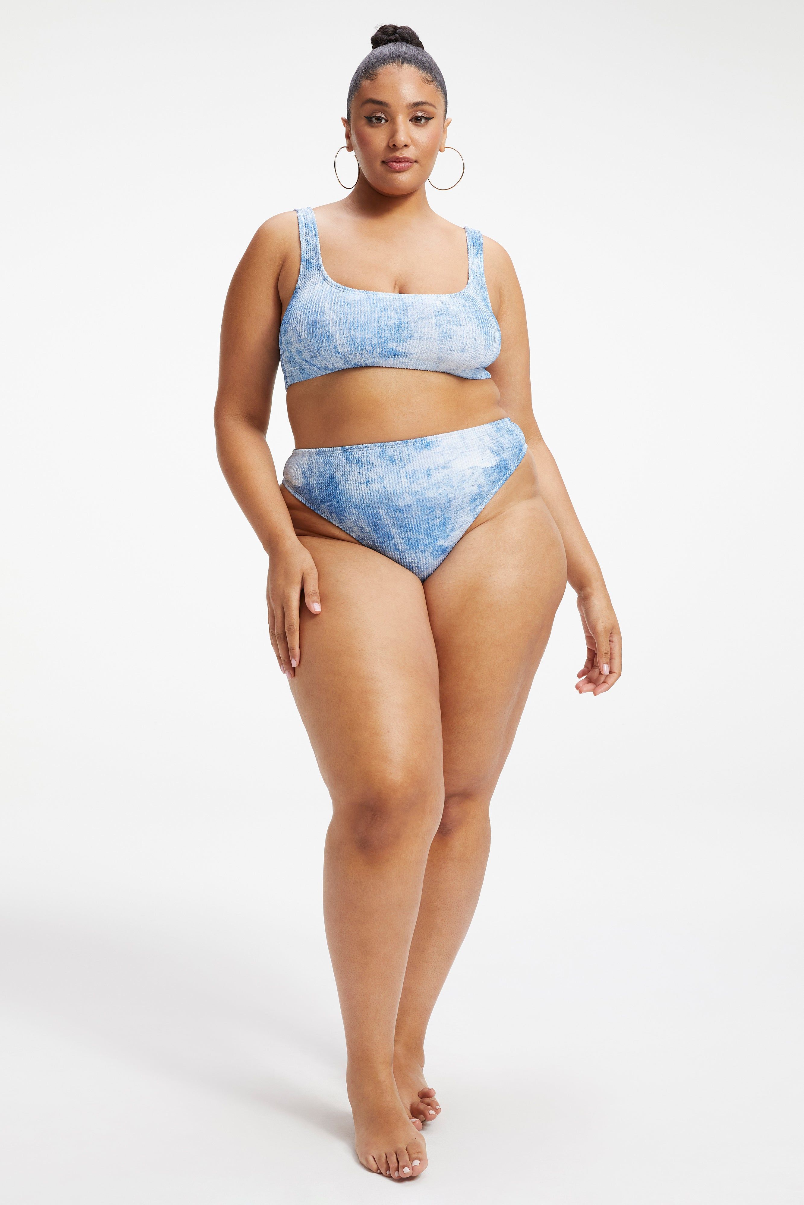 ALWAYS FITS SCOOP BIKINI TOP | INDIGO TIE DYE002 sold by Good American product image thumbnail 7