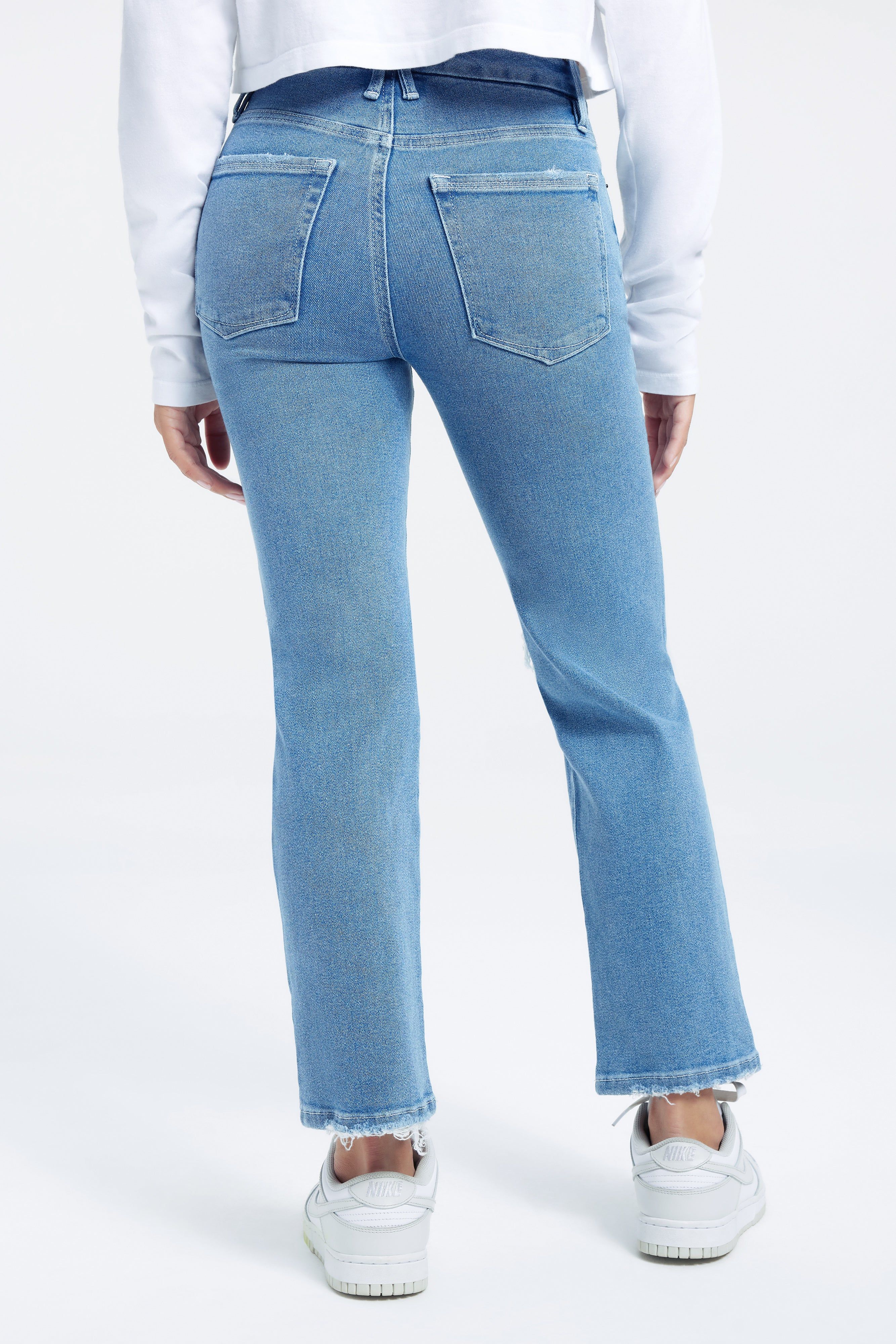 GOOD PETITE STRAIGHT JEANS | INDIGO272 sold by Good American product image thumbnail 4