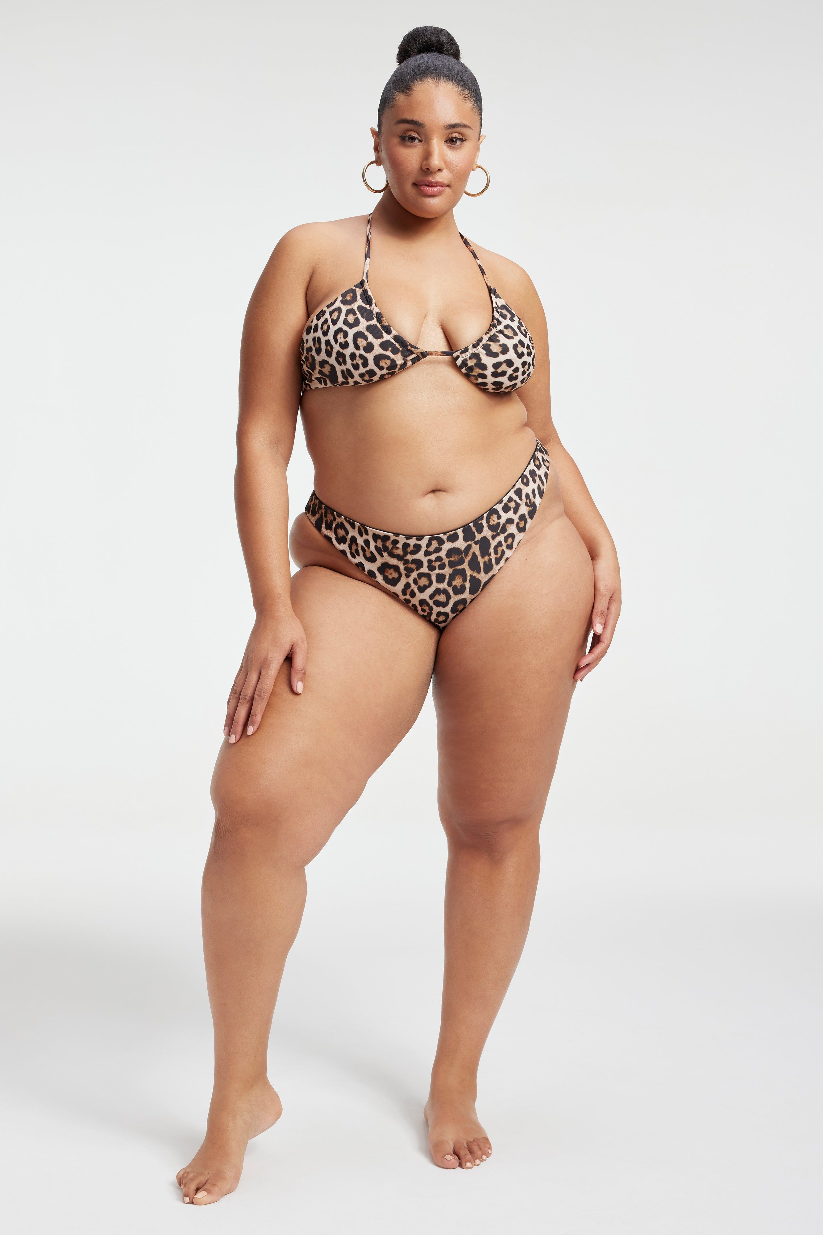 REVERSIBLE RUCHED BIKINI TOP | LEOPARDREVERSE001 sold by Good American product image thumbnail 3