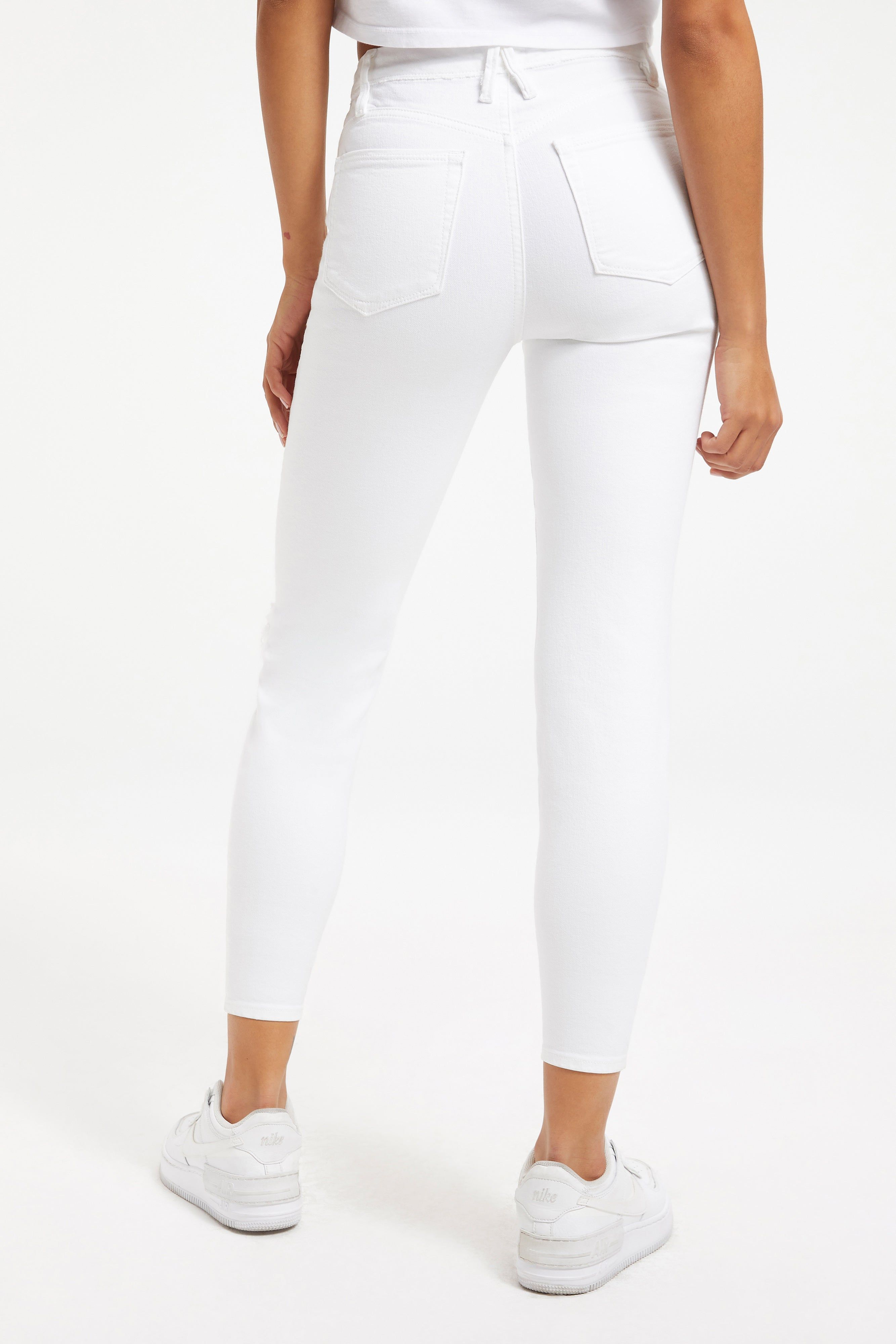 GOOD WAIST CROPPED JEANS | WHITE001 sold by Good American product image thumbnail 4