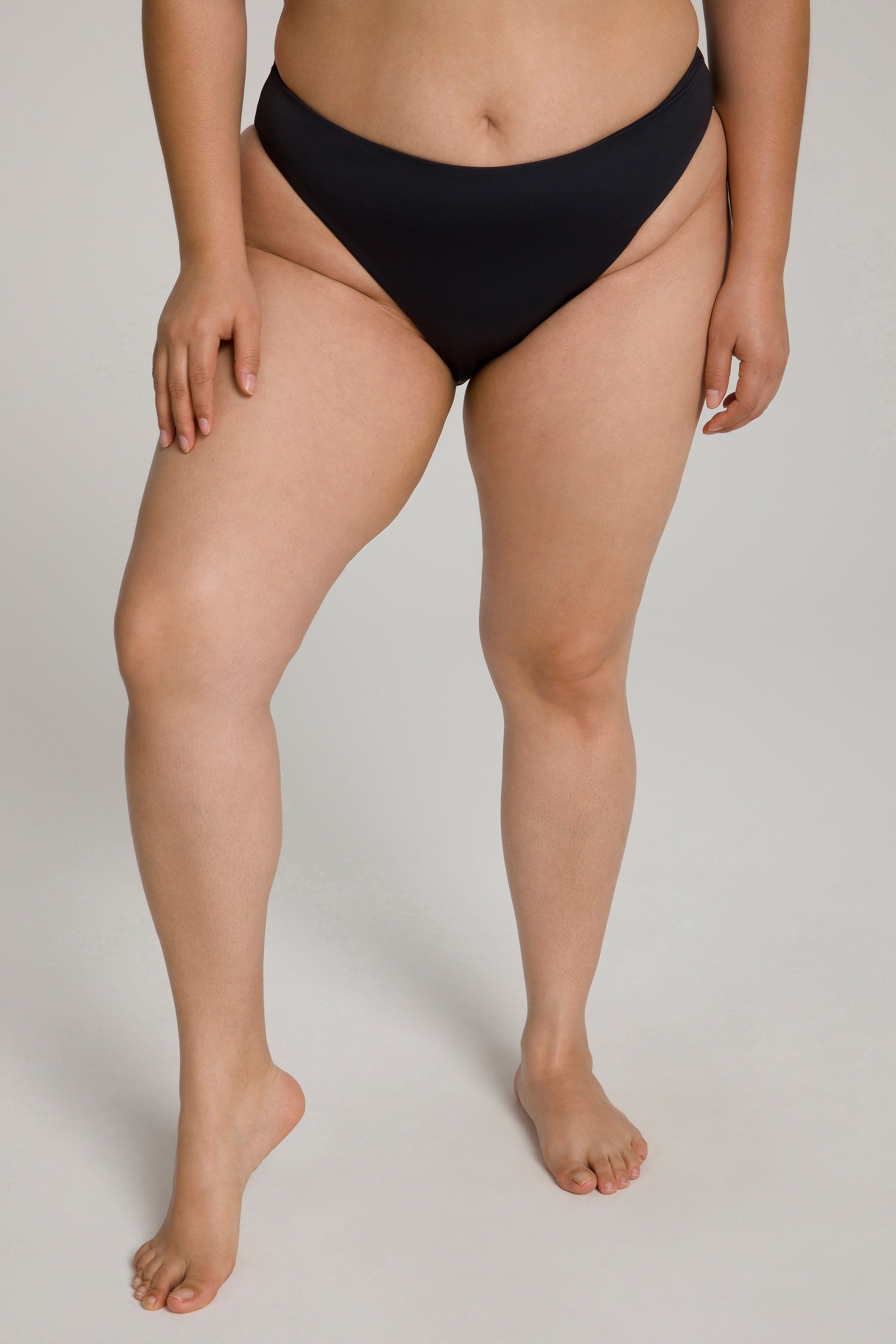 BETTER BIKINI BOTTOM | BLACK001 sold by Good American product image thumbnail 12