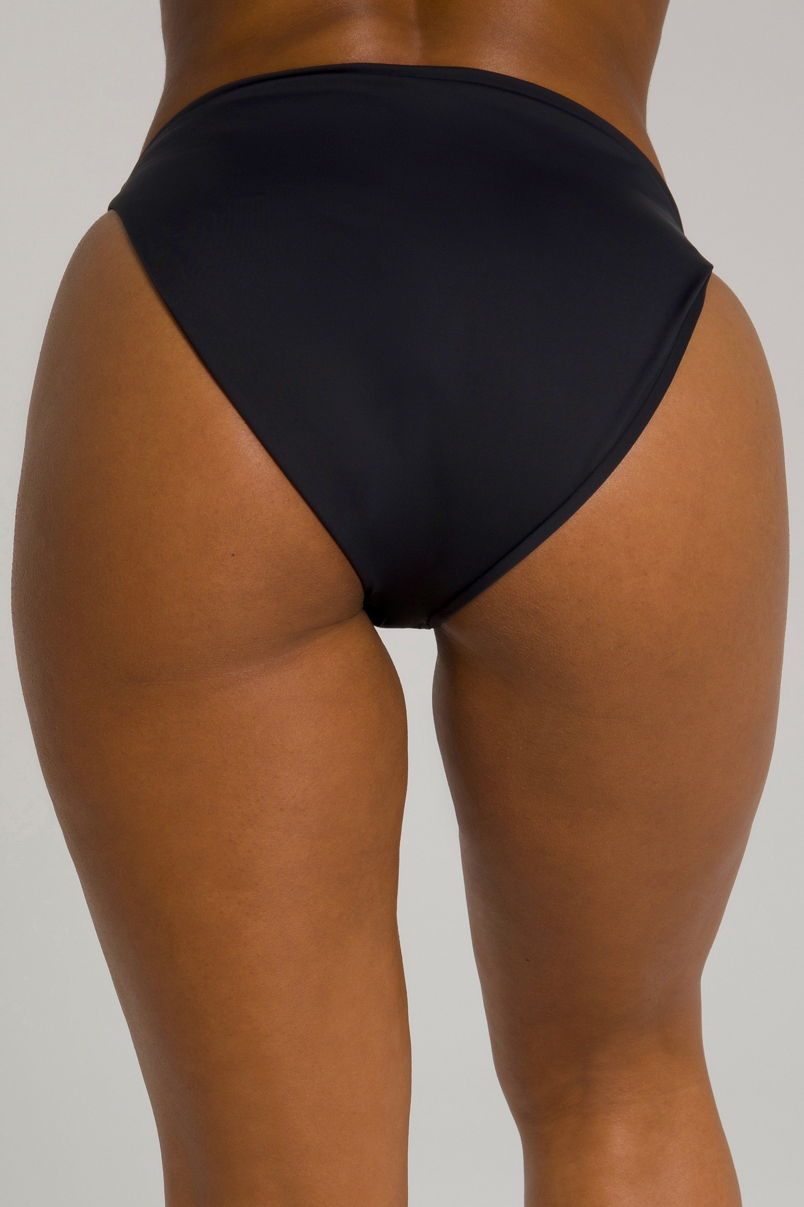 BETTER BIKINI BOTTOM | BLACK001 sold by Good American product image thumbnail 10