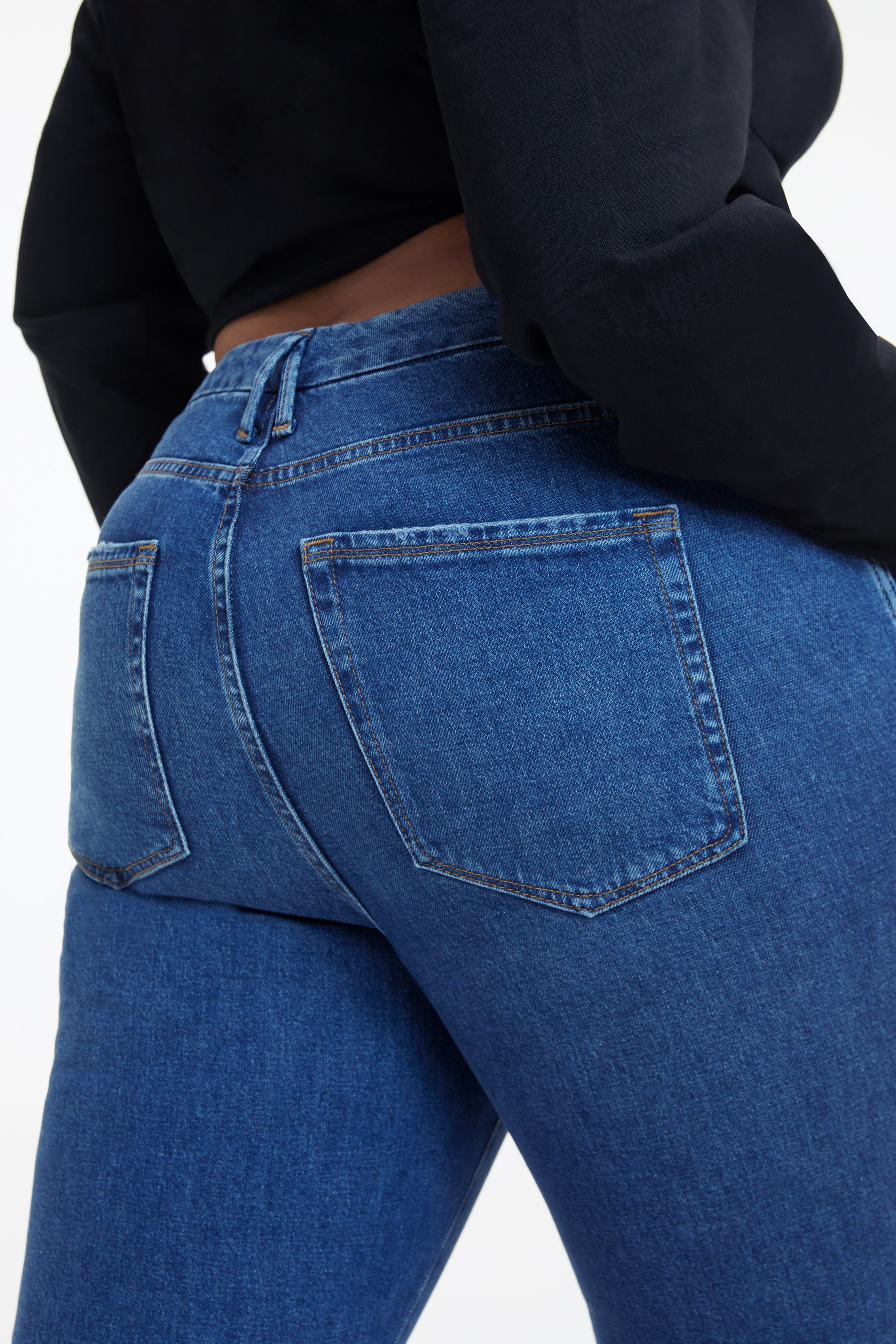 GOOD CURVE STRAIGHT JEANS | INDIGO125 sold by Good American product image thumbnail 5