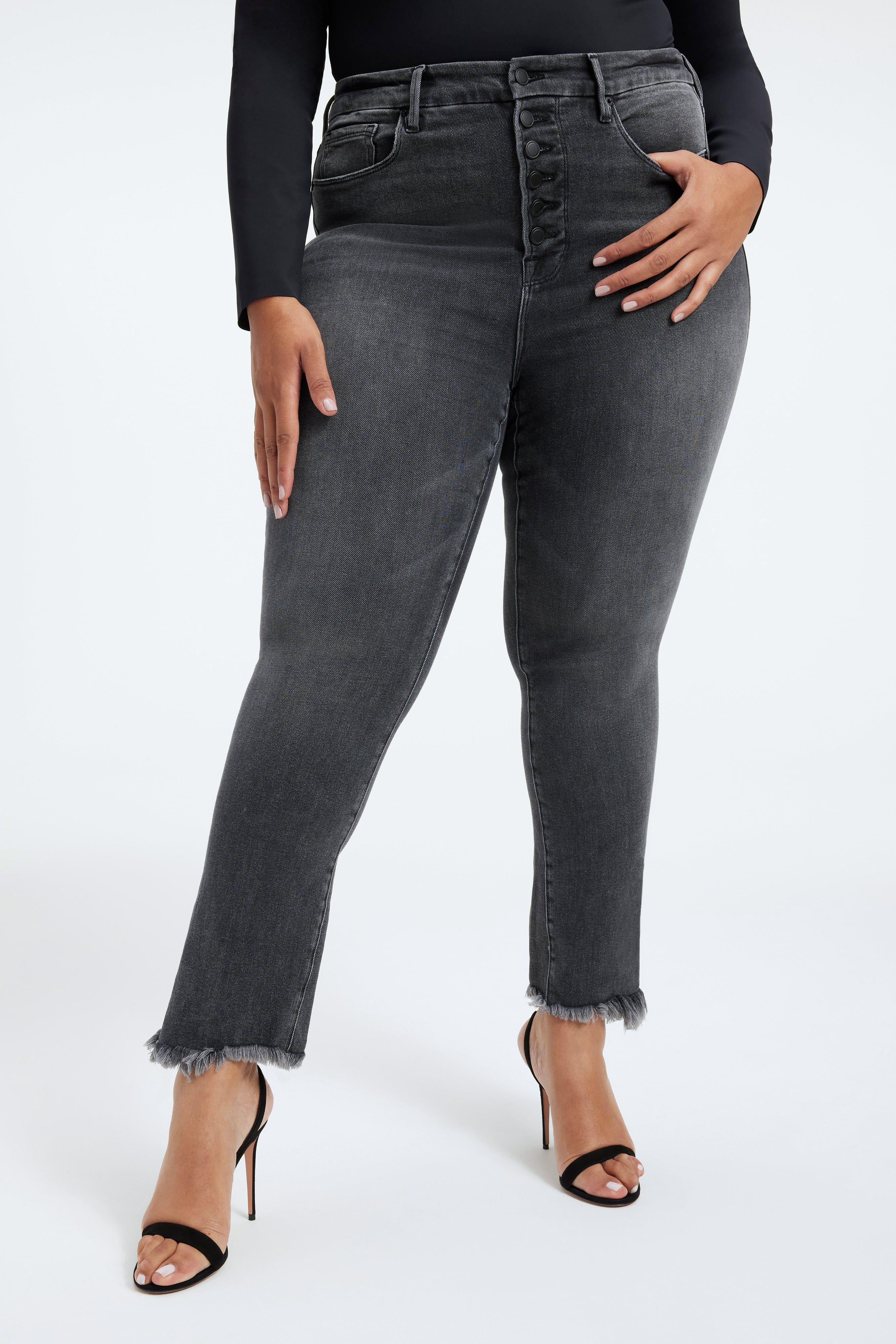 GOOD LEGS CIGARETTE JEANS| BLACK214 sold by Good American product image thumbnail 7