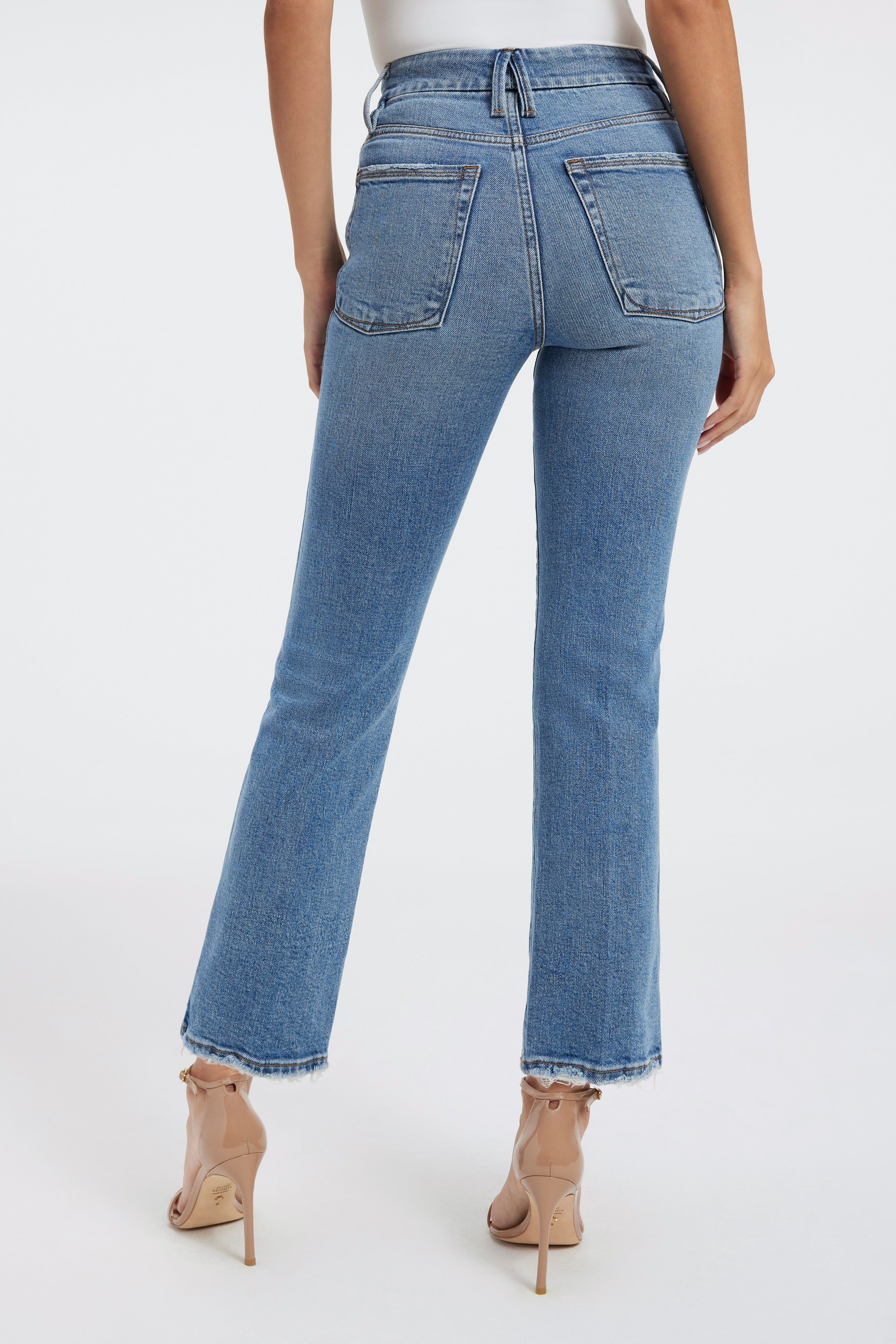 GOOD CURVE STRAIGHT JEANS | INDIGO338 sold by Good American product image thumbnail 4