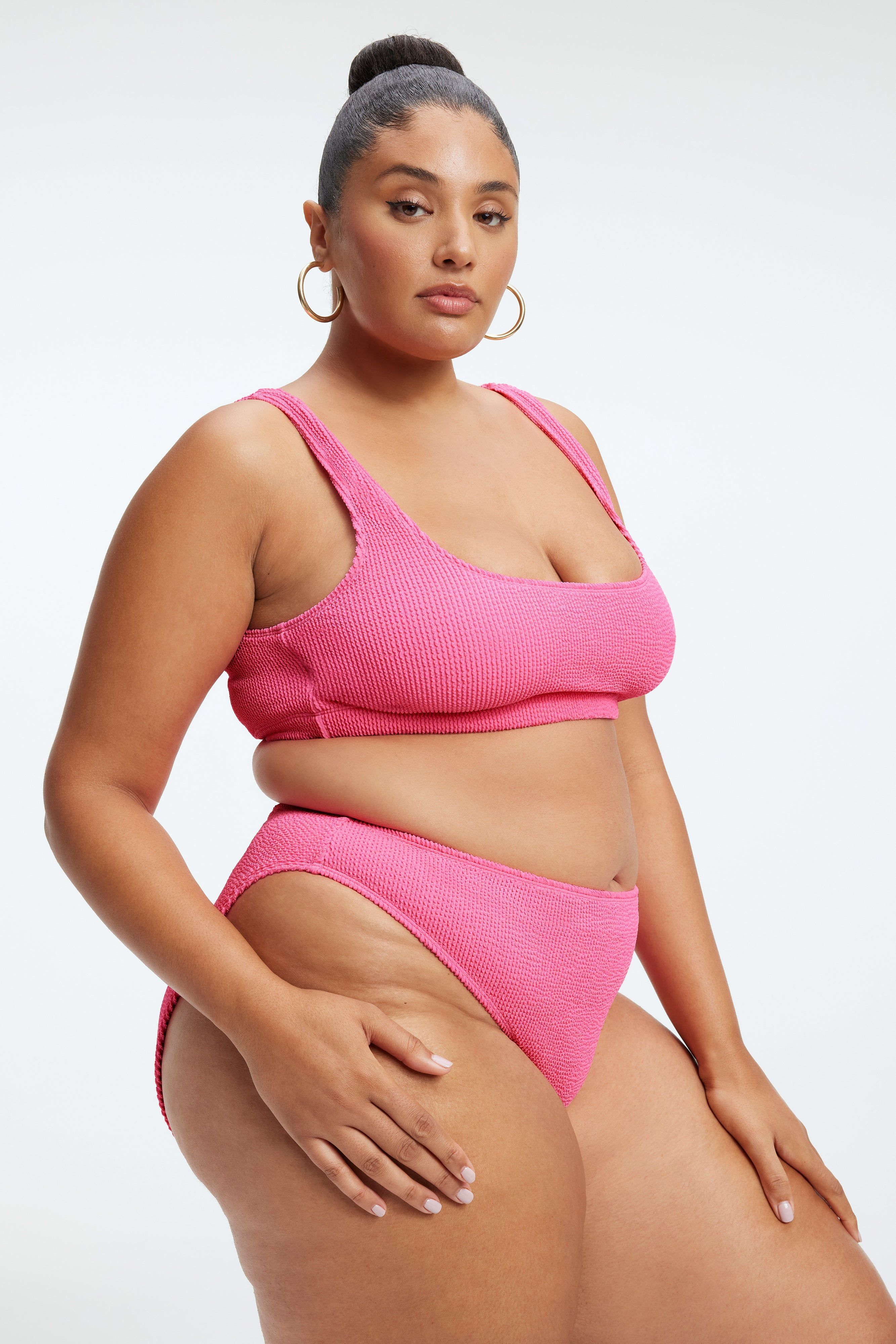 ALWAYS FITS SCOOP BIKINI TOP | BRIGHTPINK001 sold by Good American product image thumbnail 7