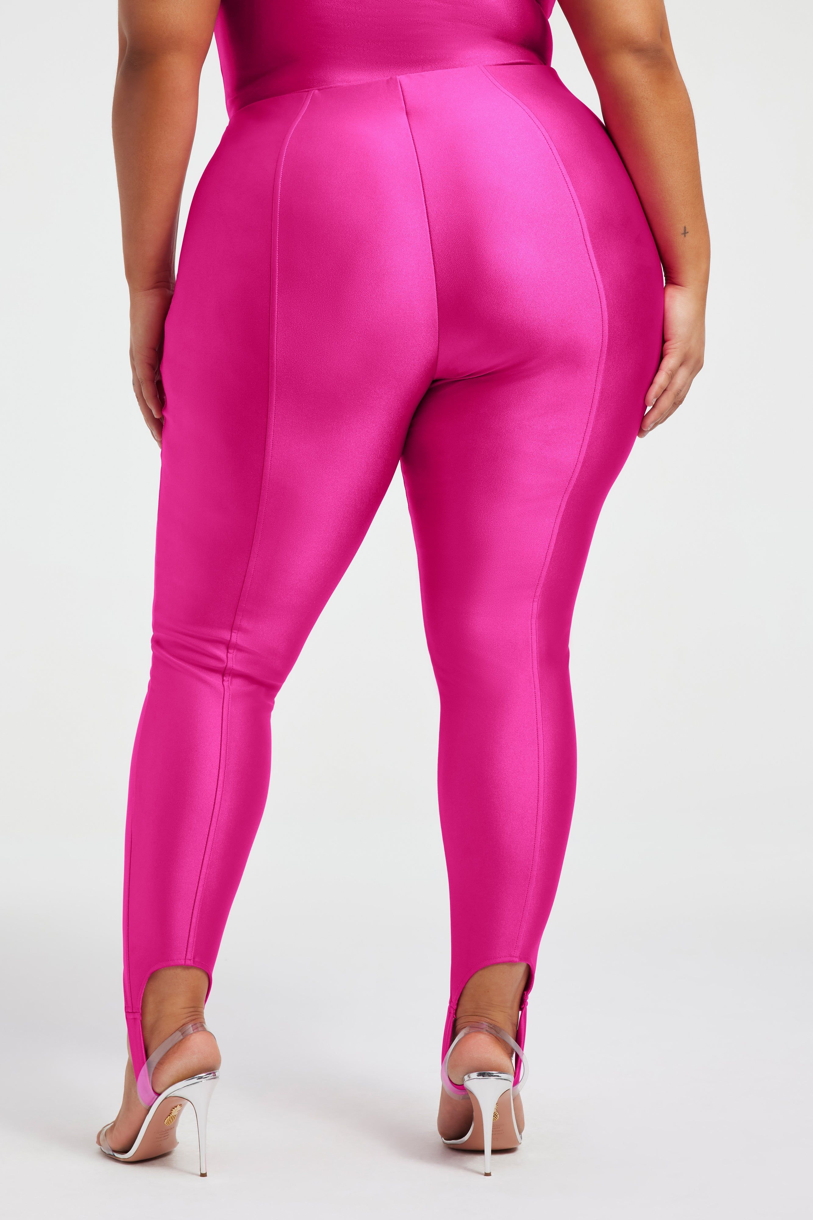 COMPRESSION SHINE STIRRUP PANTS | FUCHSIA PINK001 | Parallel