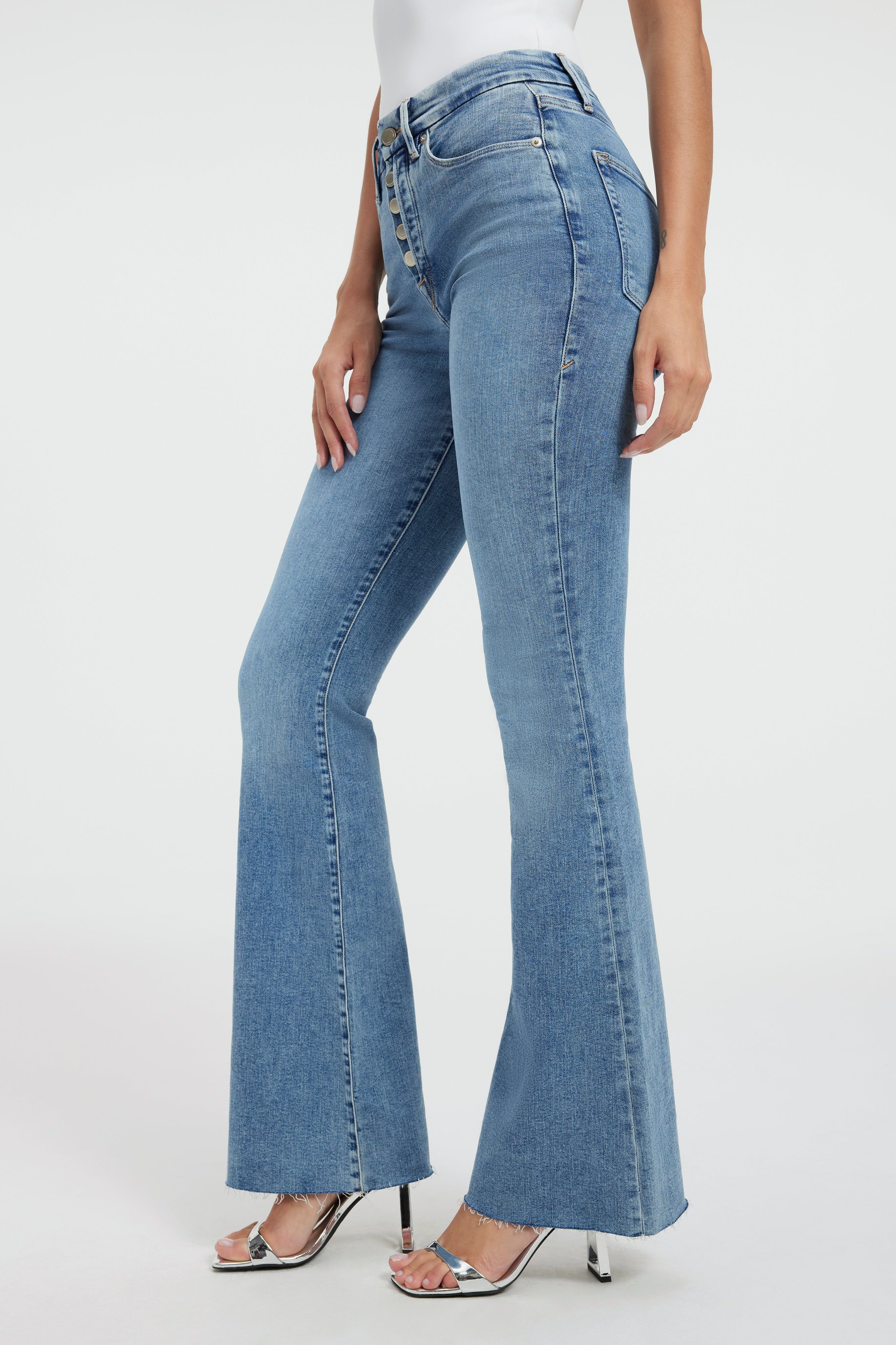 GOOD LEGS FLARE JEANS | INDIGO330 sold by Good American