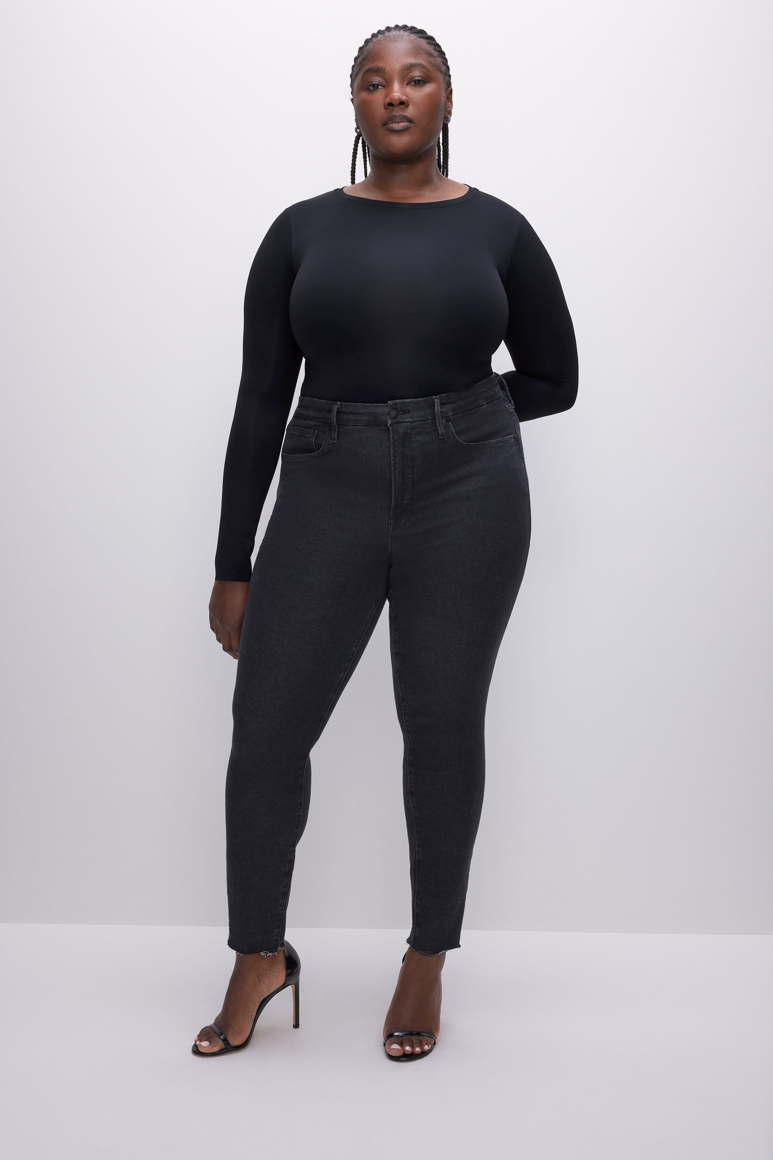 GOOD LEGS SKINNY JEANS | BLACK184 sold by Good American product image thumbnail 2