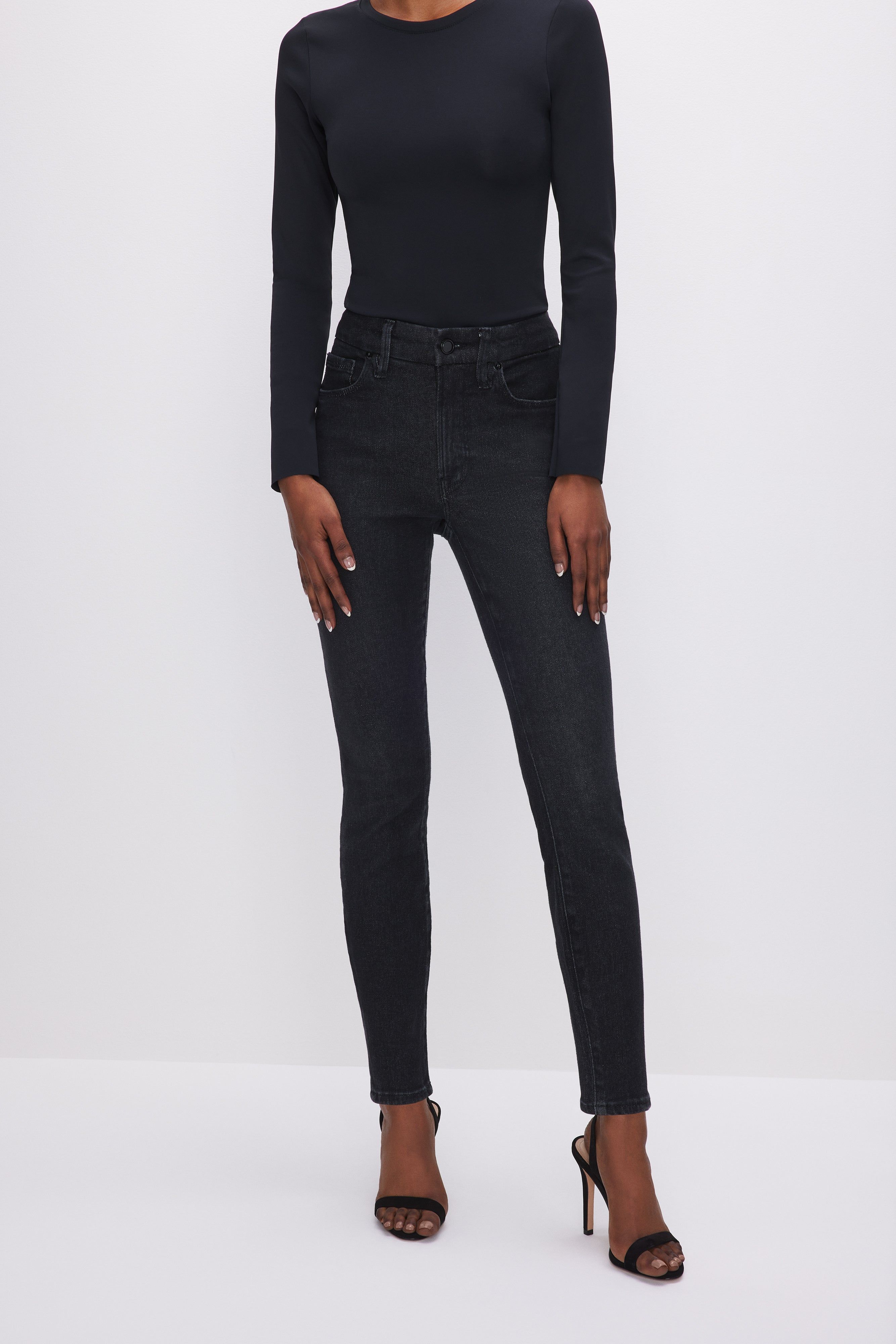 GOOD PETITE SKINNY JEANS | BLACK001 sold by Good American product image thumbnail 3
