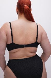 ALWAYS FITS TWIST BIKINI TOP | BLACK001 sold by Good American