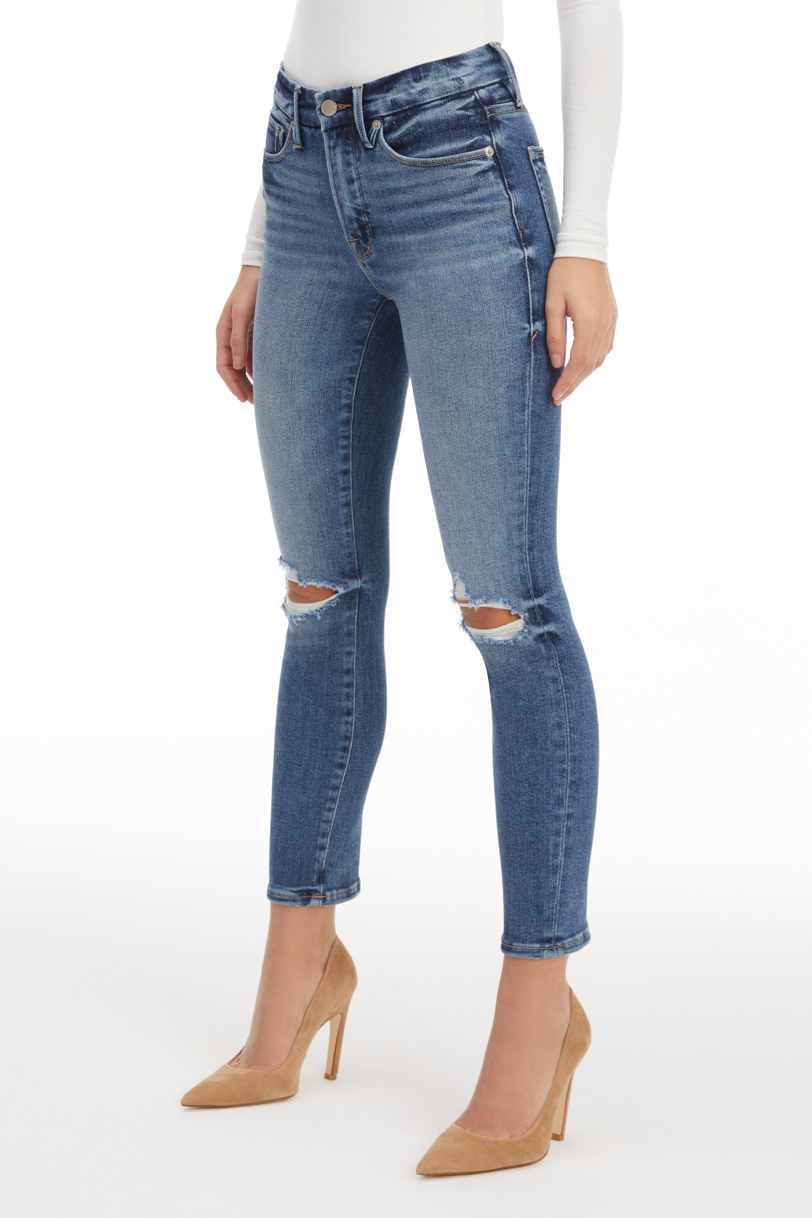 GOOD LEGS CIGARETTE JEANS | BLUE673 sold by Good American product image thumbnail 3