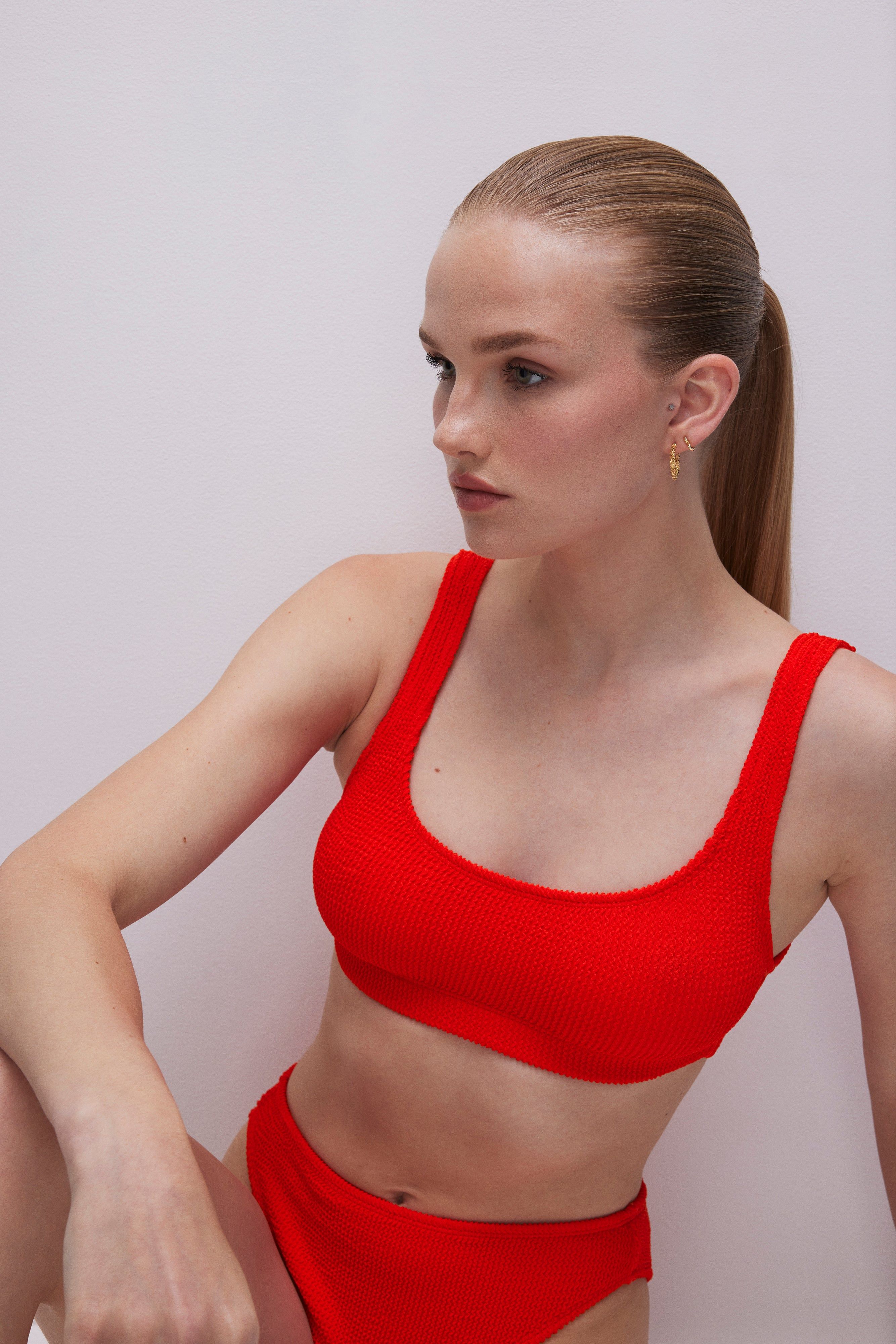 ALWAYS FITS SCOOP BIKINI TOP | BRIGHT POPPY002 sold by Good American