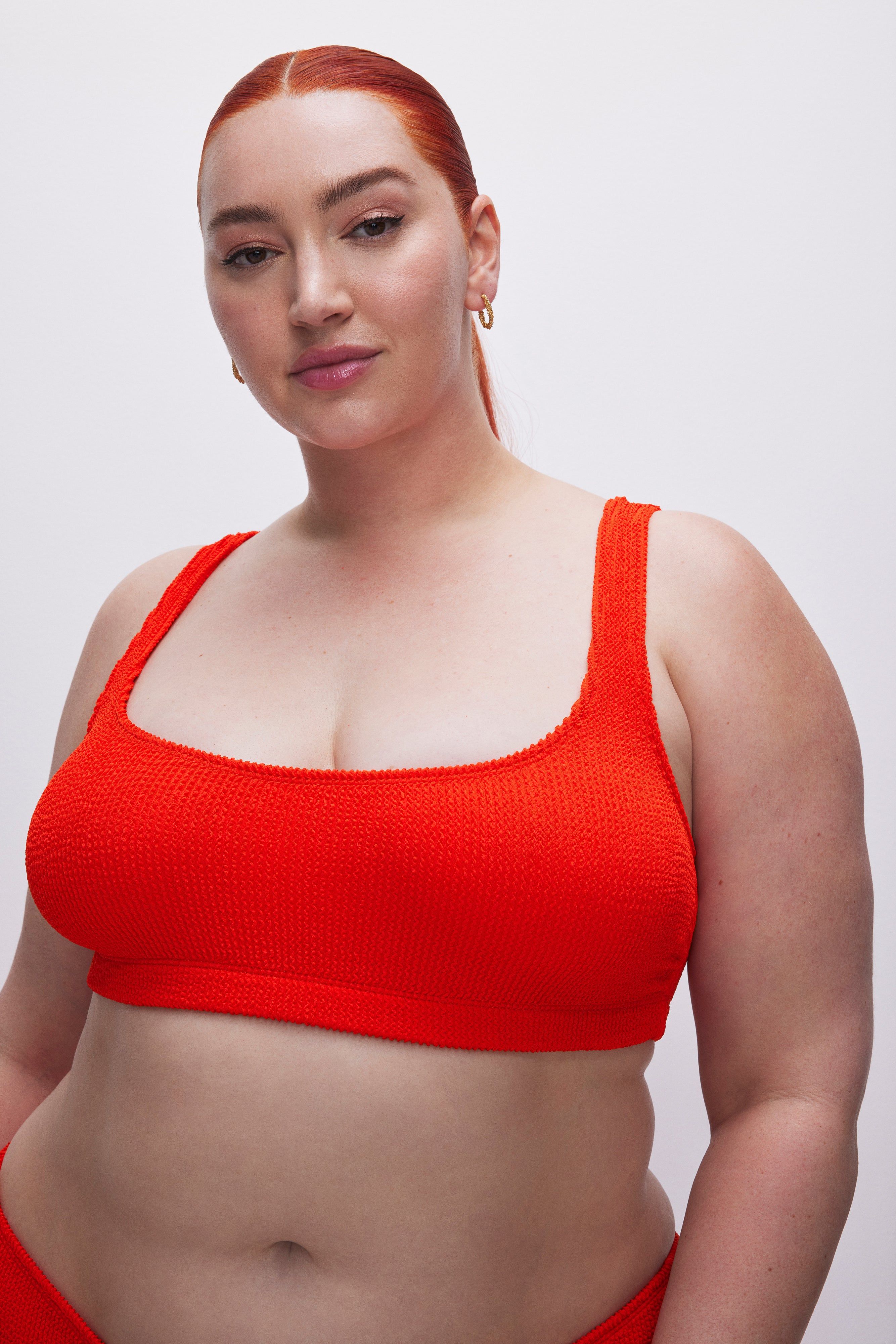 ALWAYS FITS SCOOP BIKINI TOP | BRIGHT POPPY002 sold by Good American product image thumbnail 6