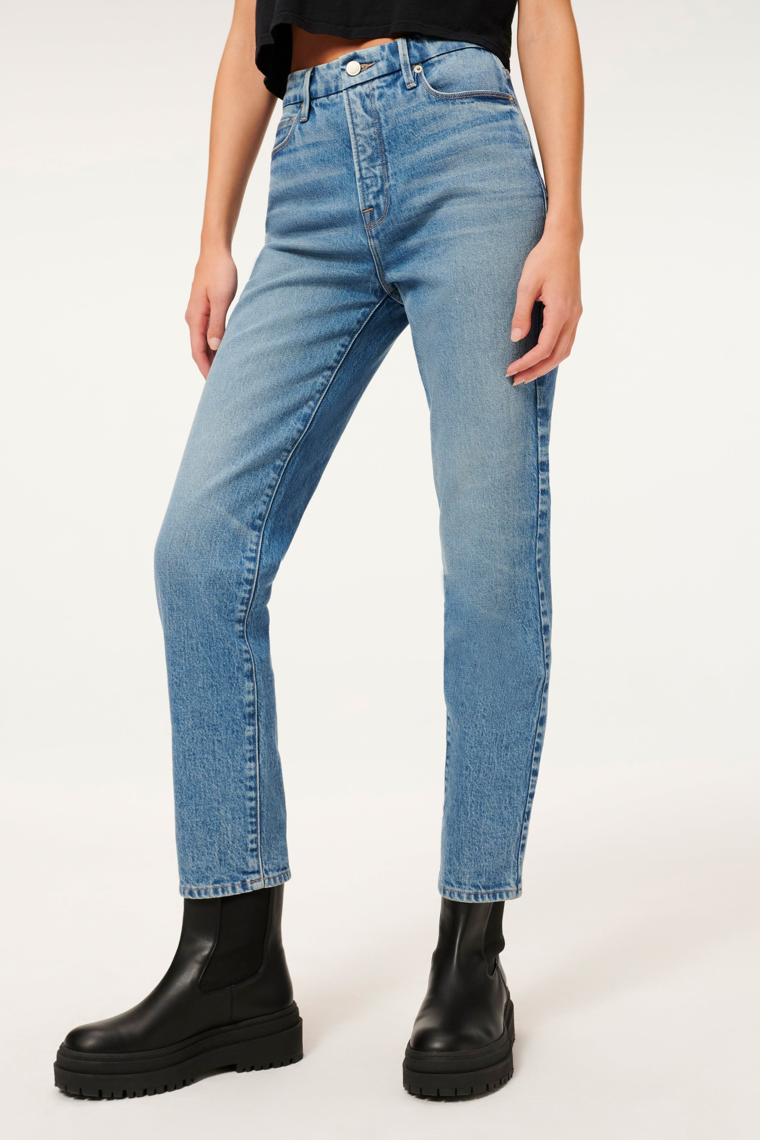 GOOD VINTAGE JEANS | BLUE942 sold by Good American product image thumbnail 2