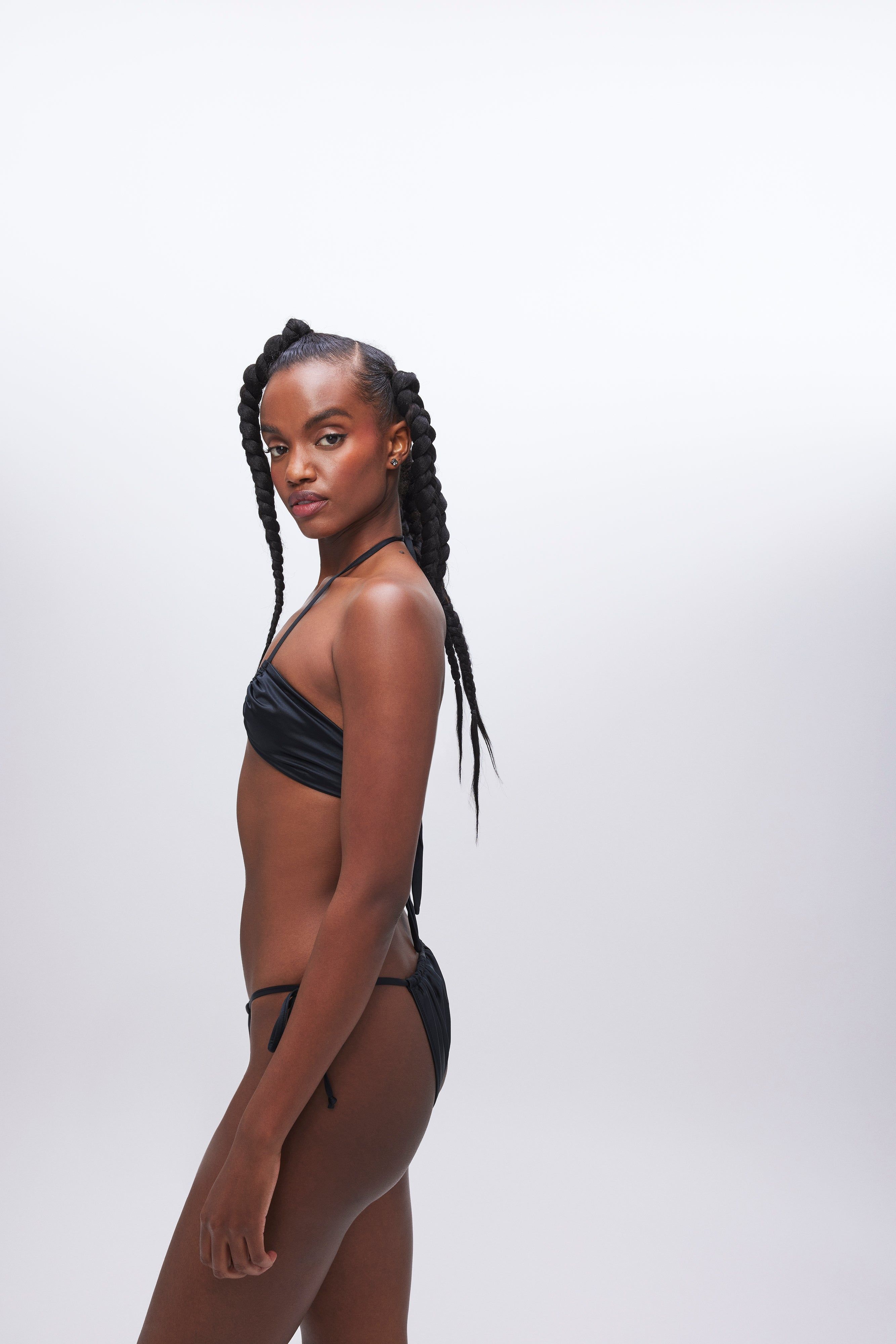 RUCHED HALTER BIKINI TOP | BLACK001 sold by Good American product image thumbnail 10