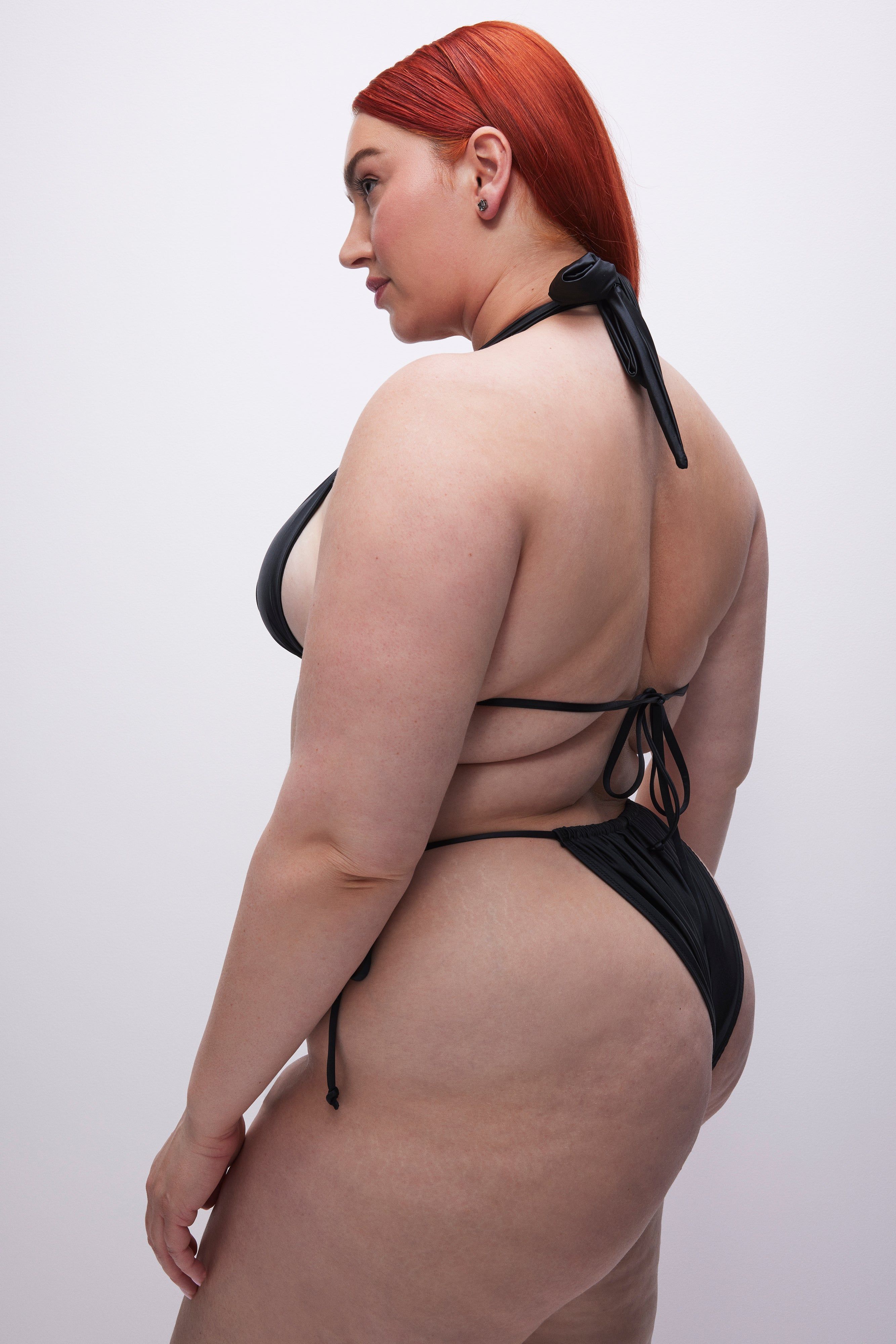 RUCHED HALTER BIKINI TOP | BLACK001 sold by Good American product image thumbnail 4