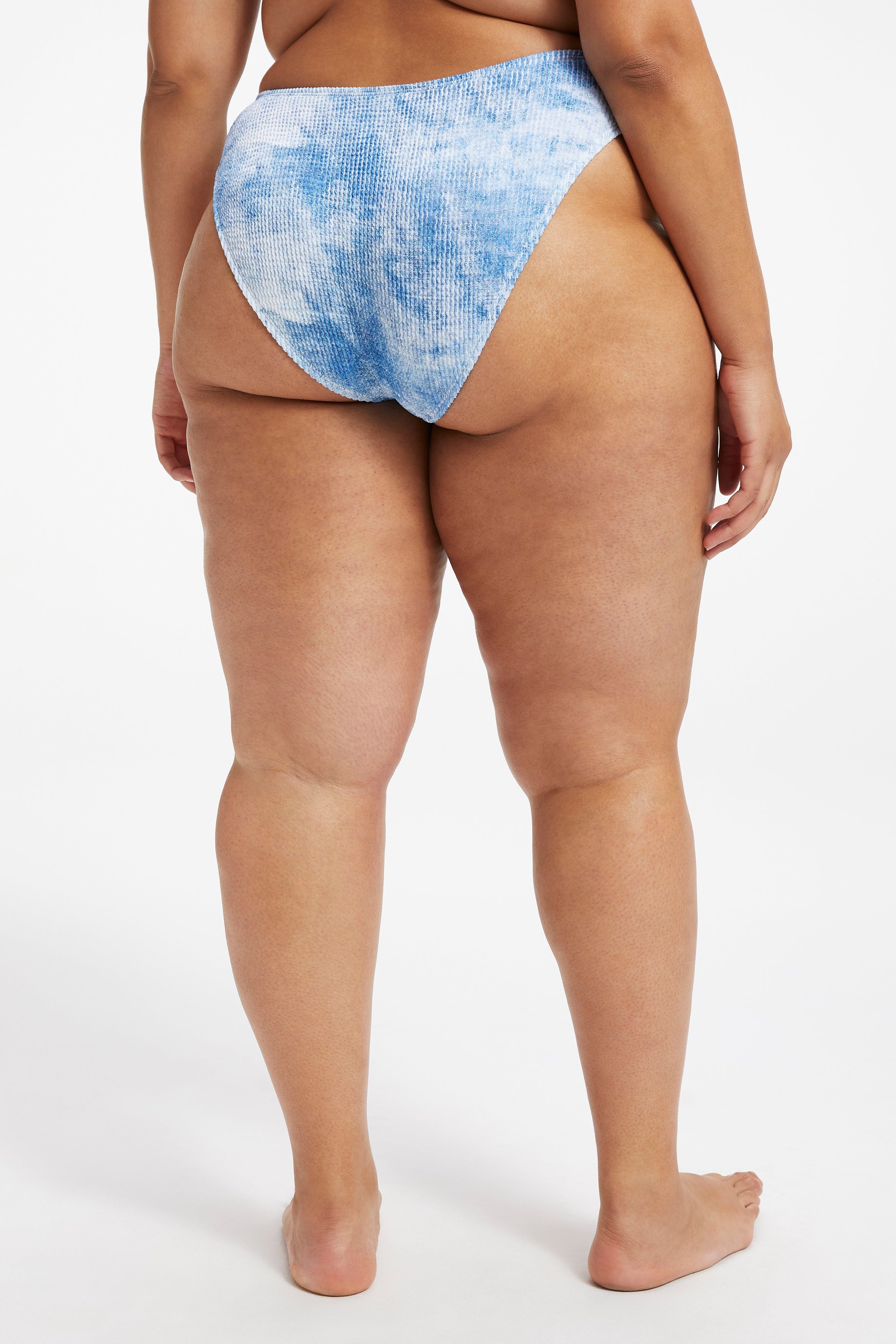 ALWAYS FITS GOOD WAIST CHEEKY BOTTOM| INDIGO TIE DYE002 sold by Good American product image thumbnail 10