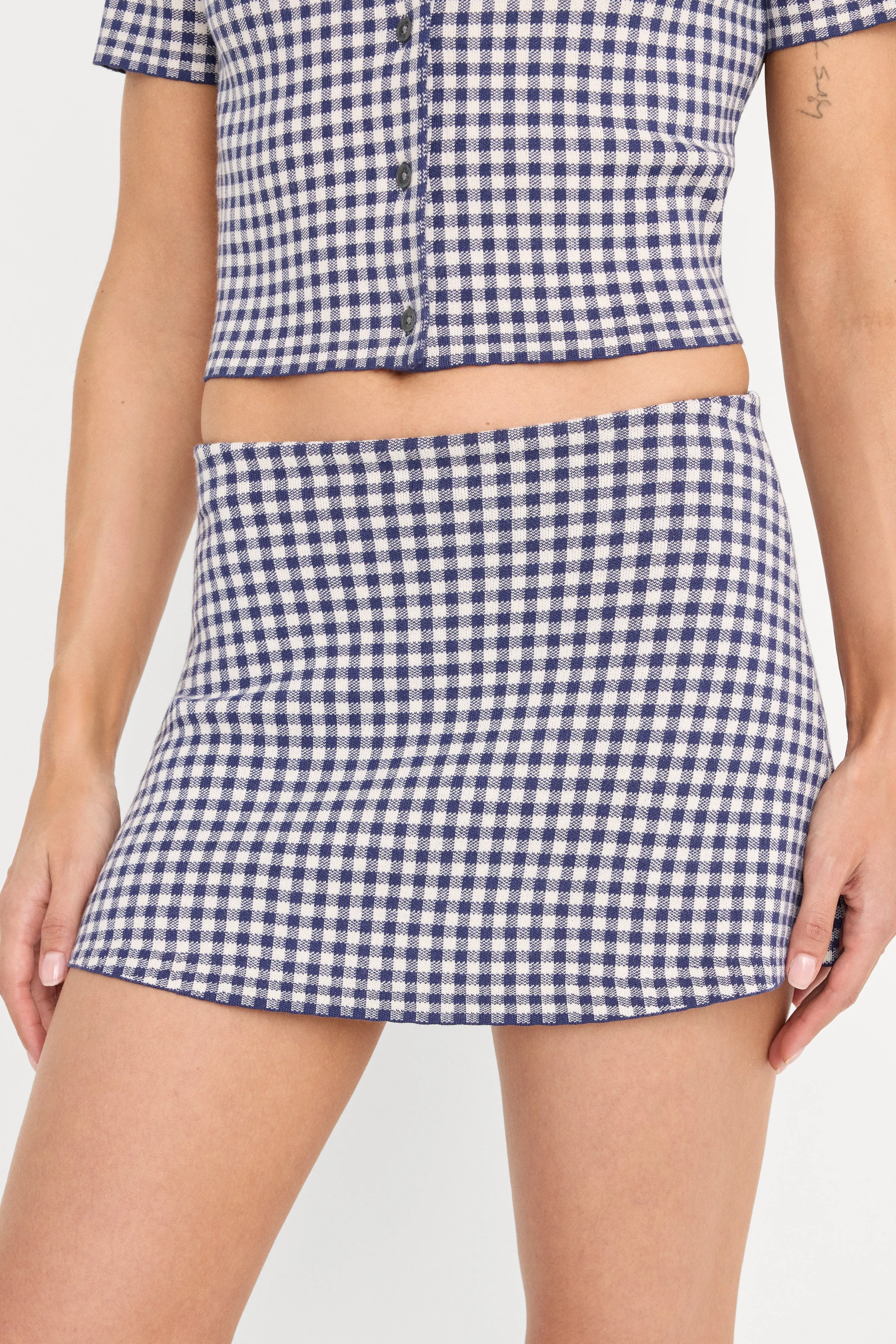THE KEEPSAKE SKORT | NAVY GINGHAM sold by Good American product image thumbnail 2