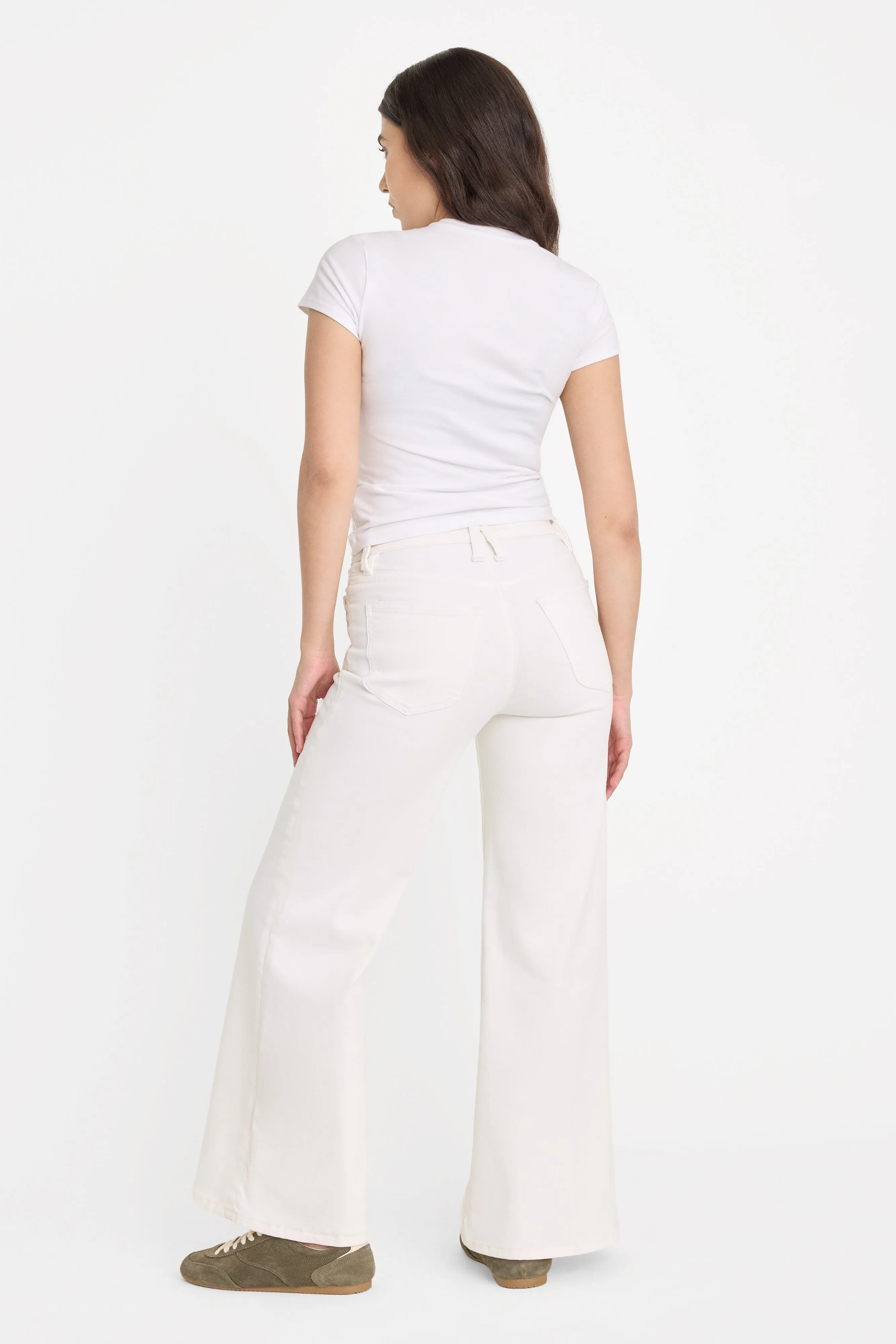 GOOD PETITE PALAZZO JEANS | WHITE001 sold by Good American product image thumbnail 4