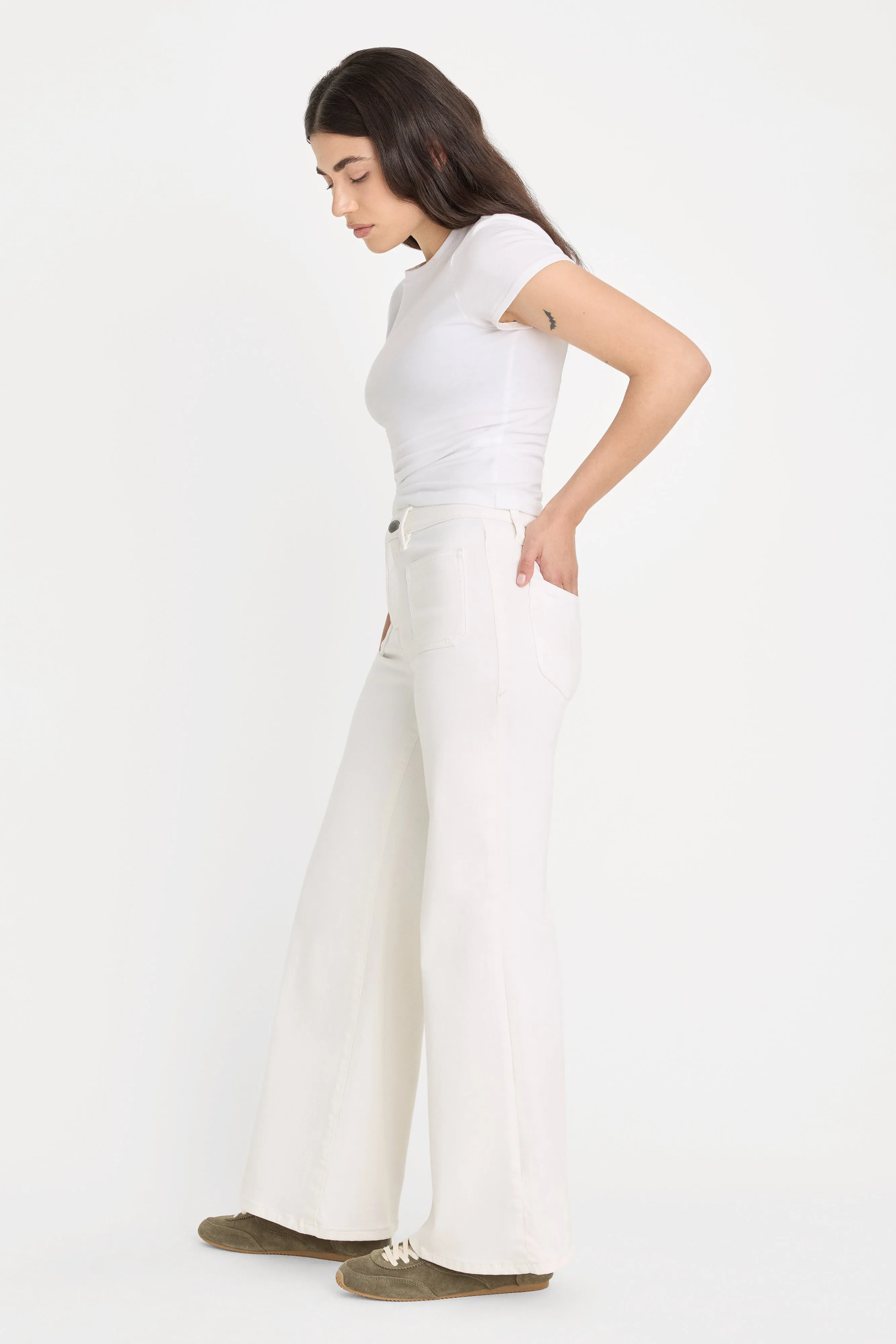 GOOD PETITE PALAZZO JEANS | WHITE001 sold by Good American product image thumbnail 3